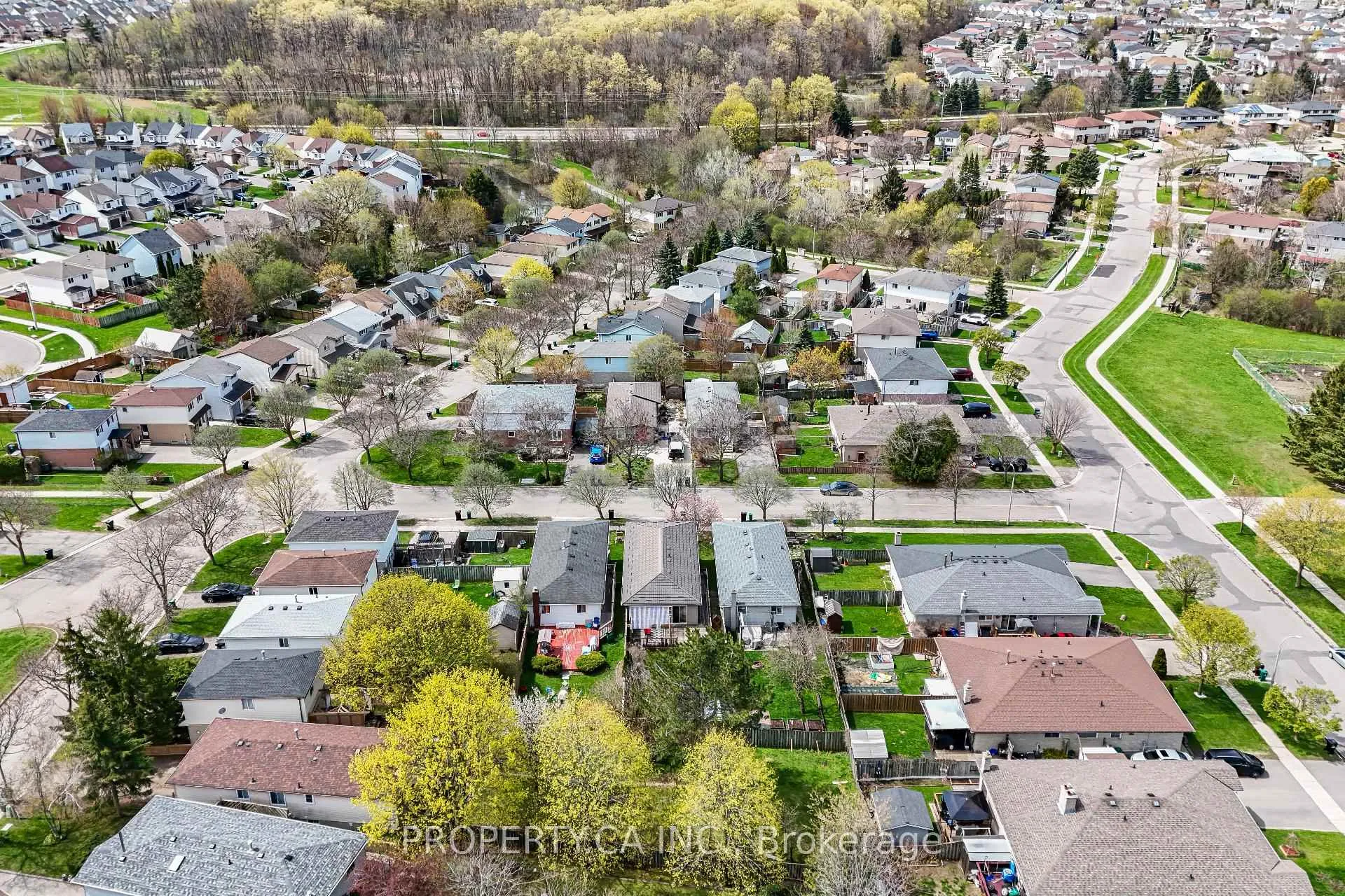 Photo 42 of 89 Ristau Crescent, Kitchener — HOMEH