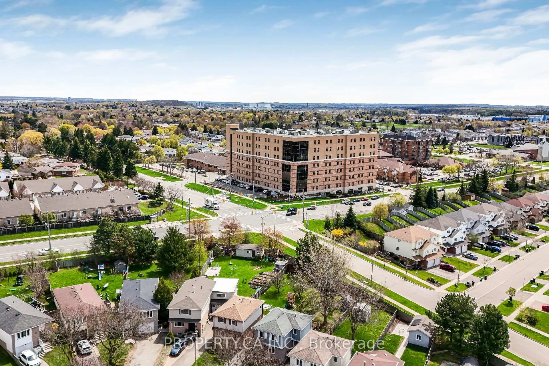Photo 44 of 89 Ristau Crescent, Kitchener — HOMEH