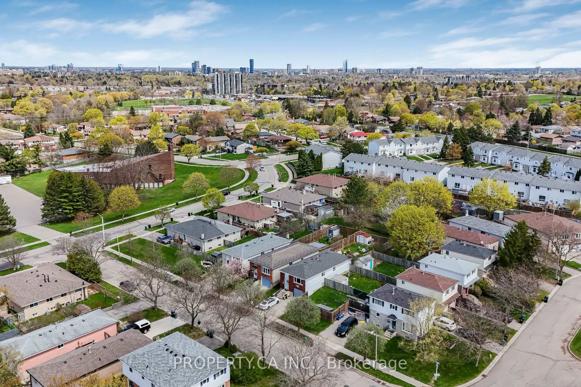 Photo 48 of 89 Ristau Crescent, Kitchener — HOMEH