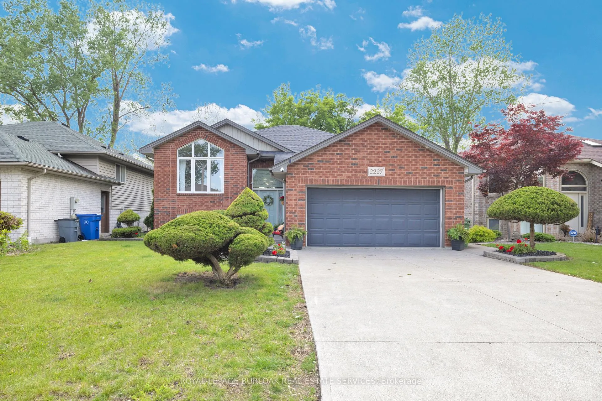 Photo 2 of 2227 St Clair Avenue, Windsor — HOMEH