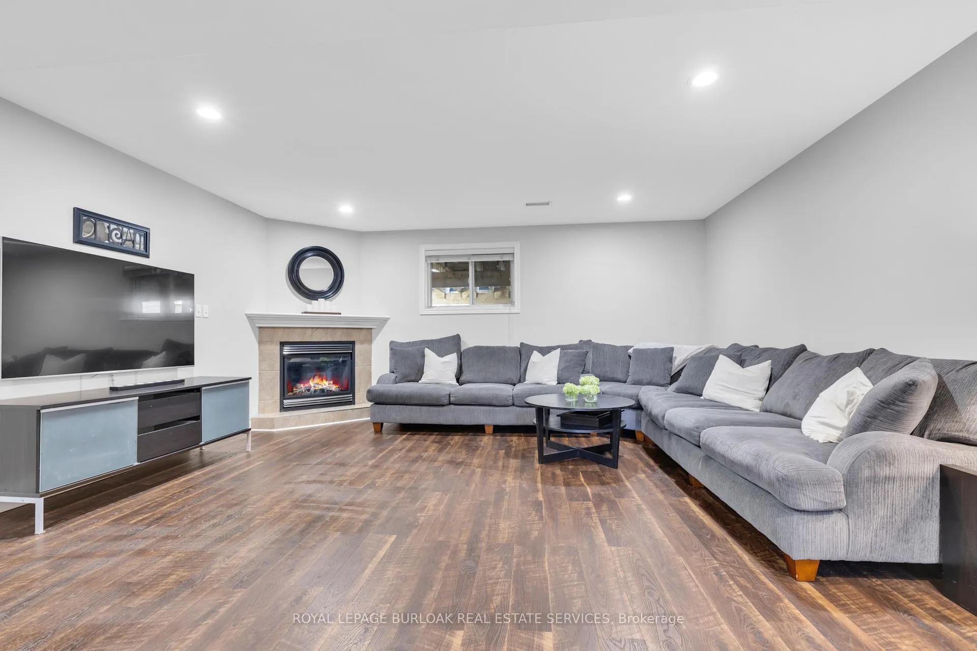 Photo 24 of 2227 St Clair Avenue, Windsor — HOMEH