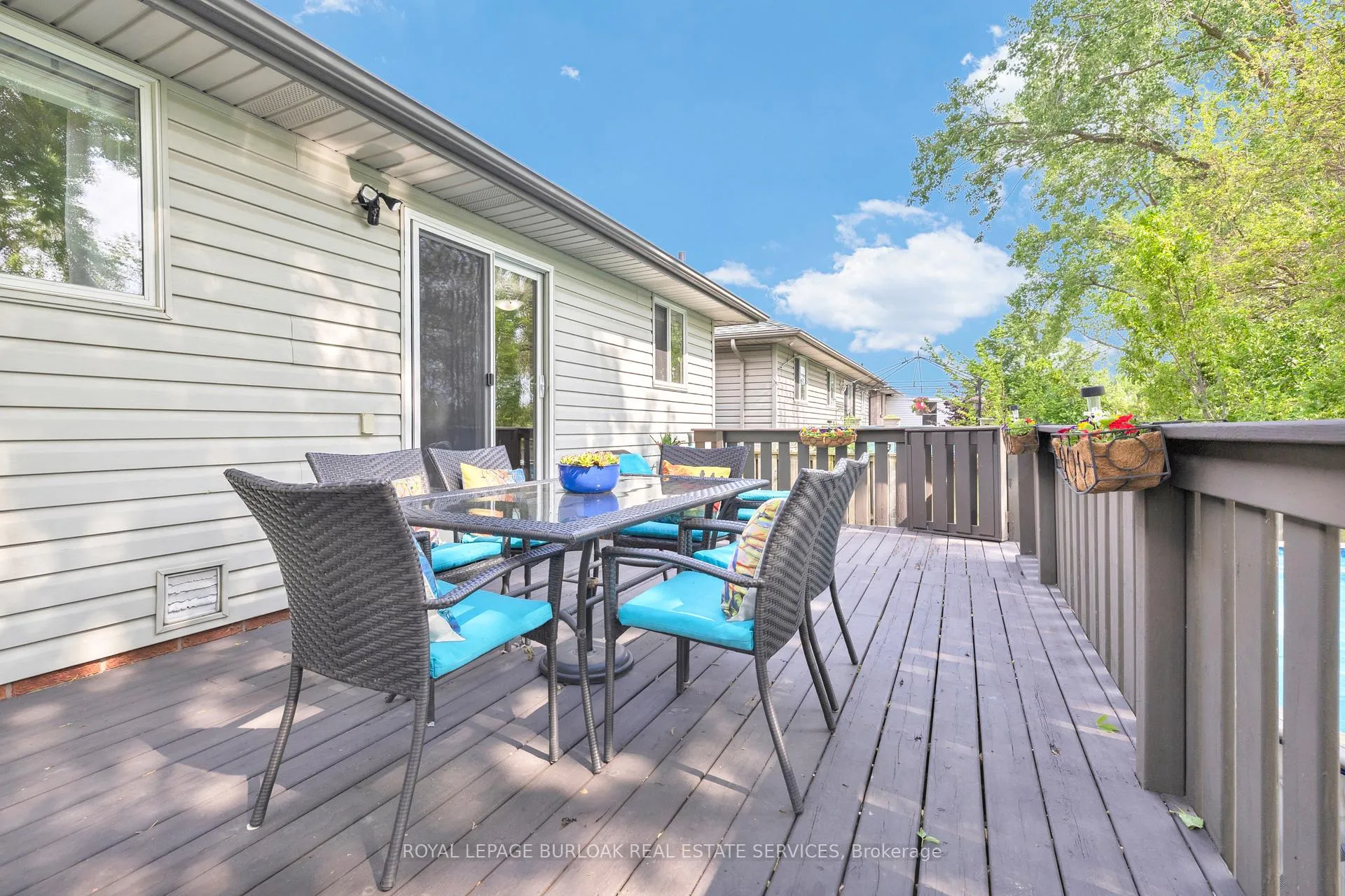 Photo 32 of 2227 St Clair Avenue, Windsor — HOMEH