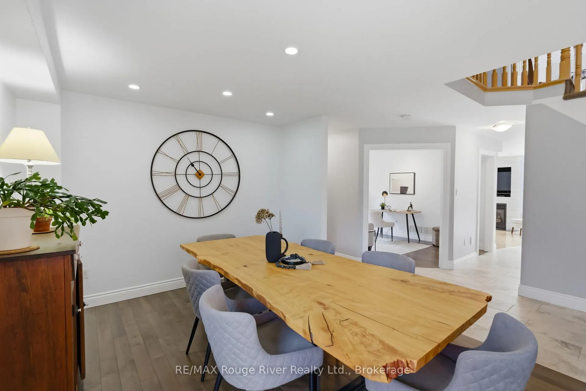 Photo 5 of 46 Wetherburn Drive, Whitby, Williamsburg — HOMEH