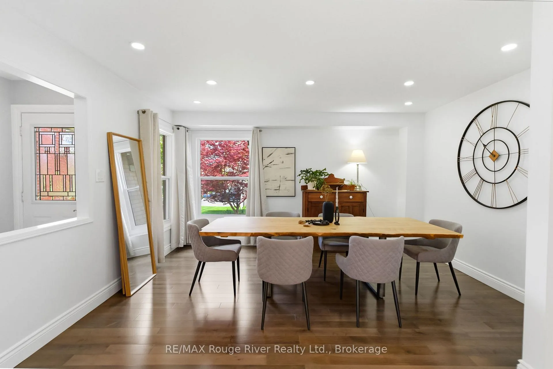 Photo 6 of 46 Wetherburn Drive, Whitby, Williamsburg — HOMEH