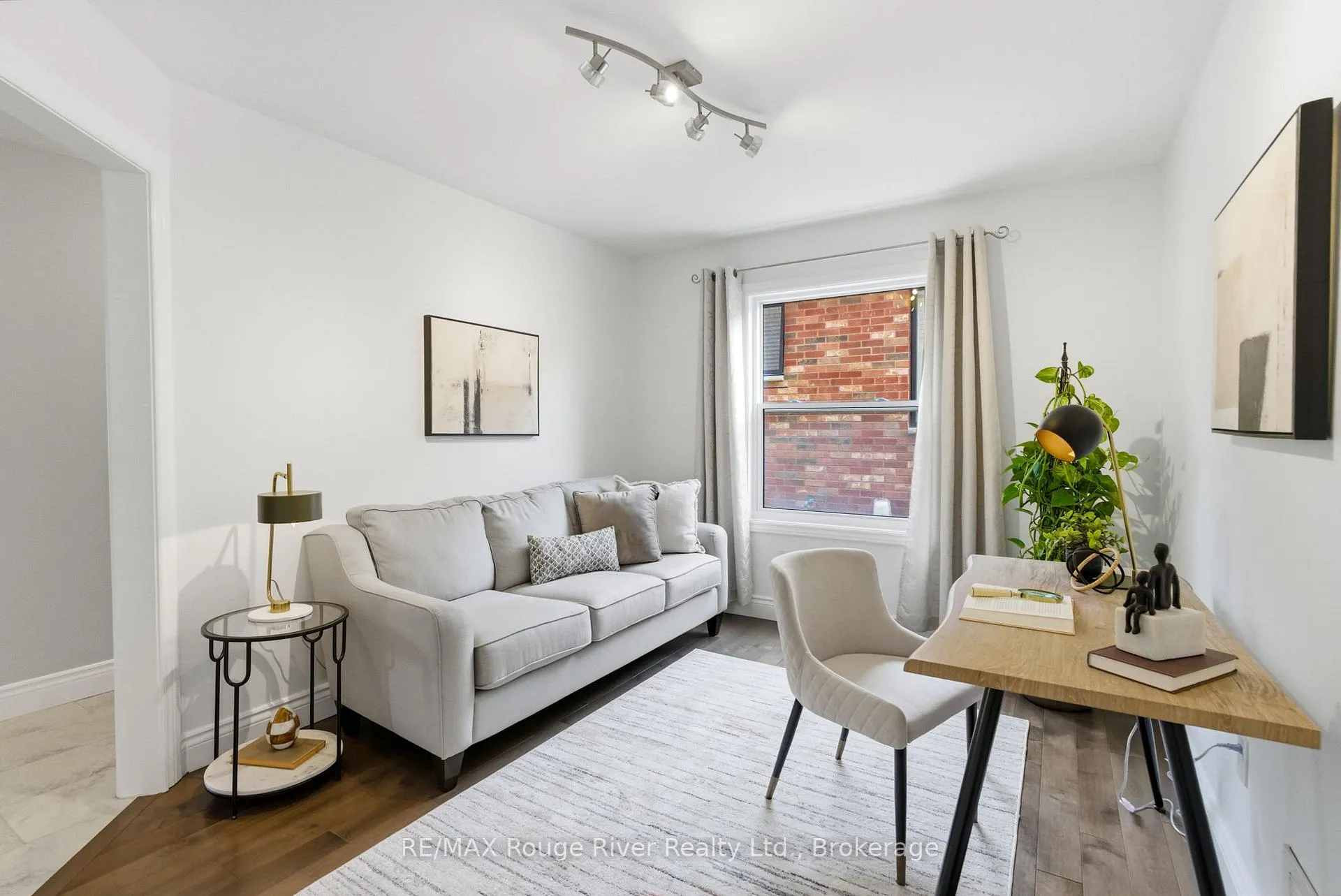 Photo 9 of 46 Wetherburn Drive, Whitby, Williamsburg — HOMEH