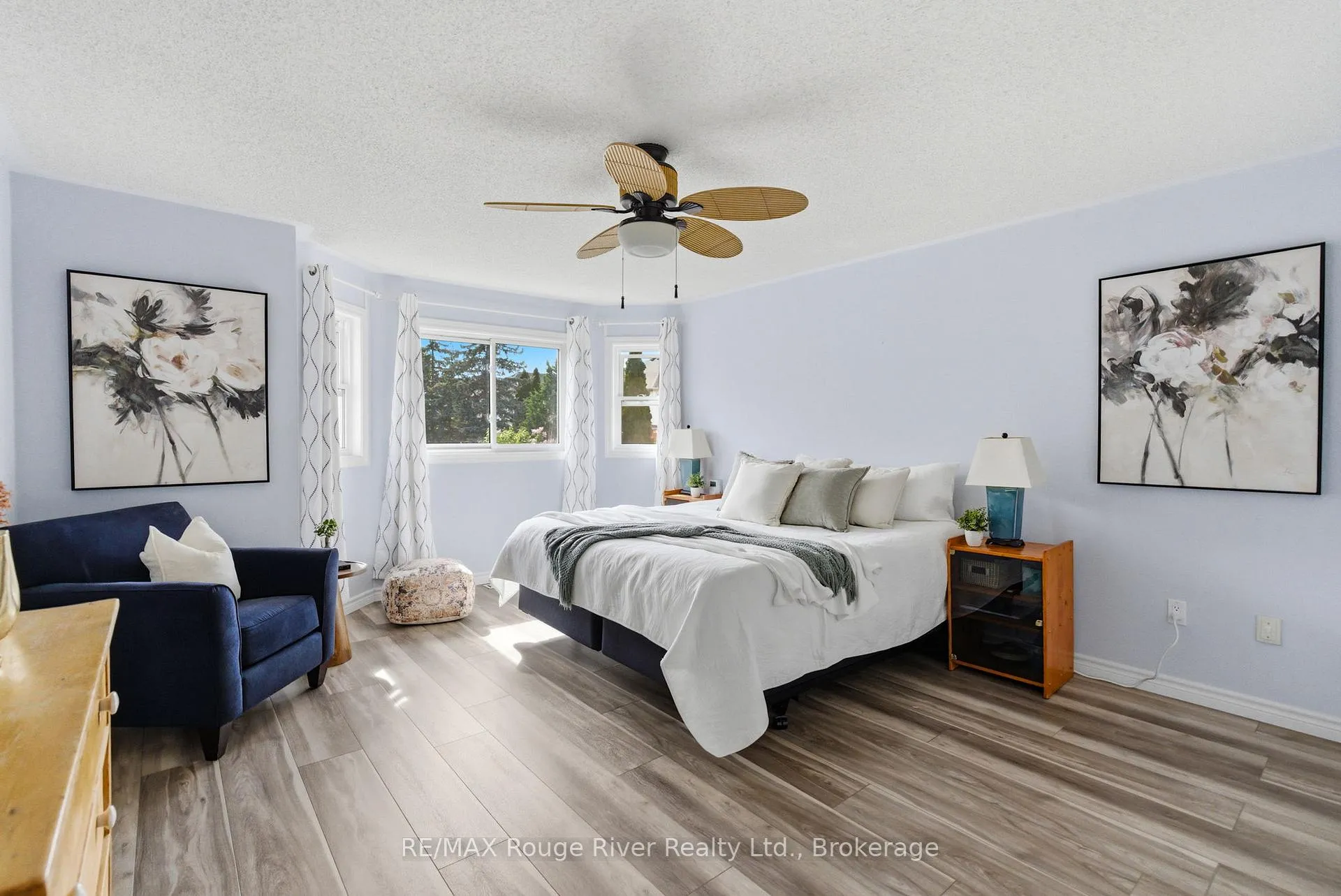 Photo 24 of 46 Wetherburn Drive, Whitby, Williamsburg — HOMEH