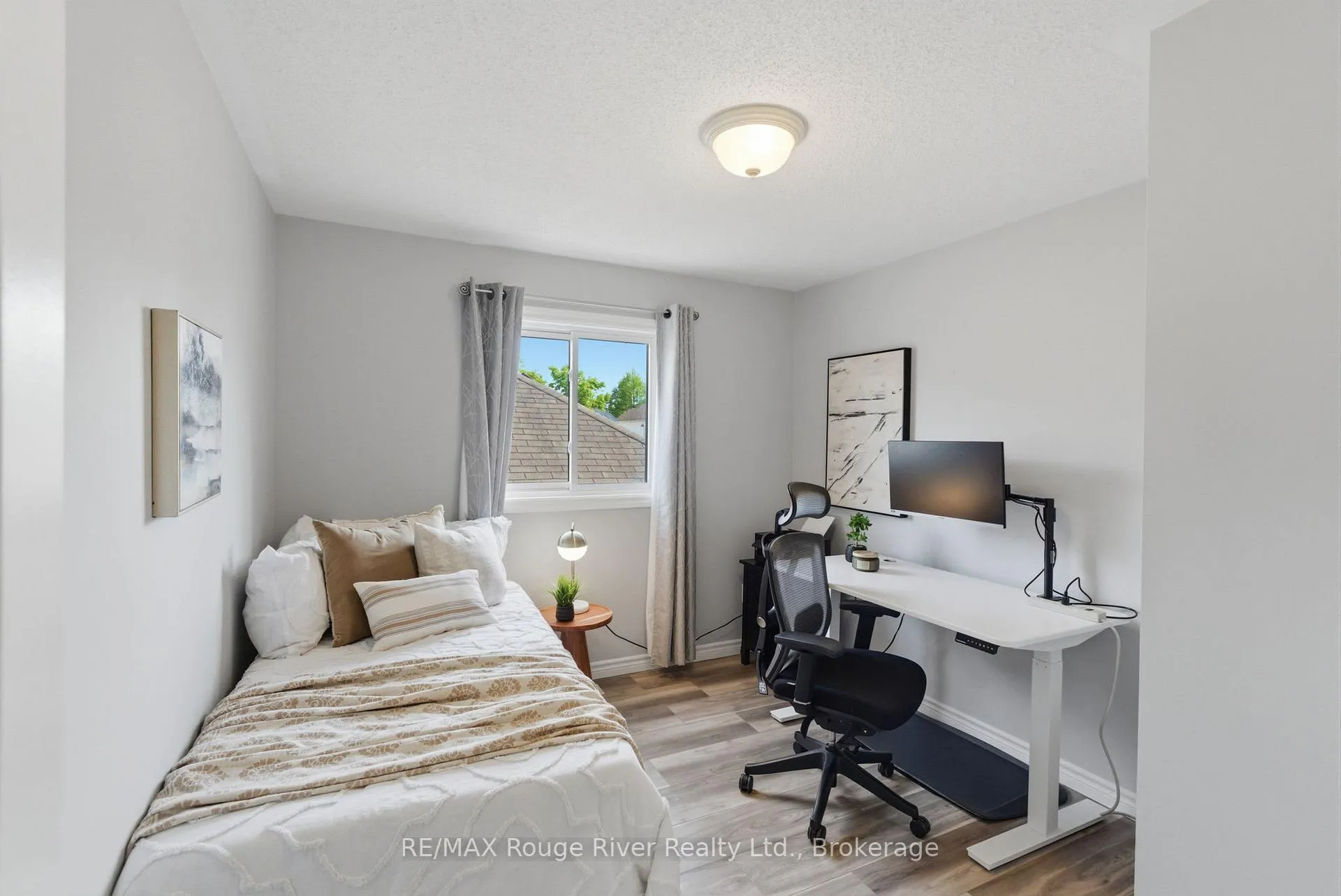 Photo 31 of 46 Wetherburn Drive, Whitby, Williamsburg — HOMEH