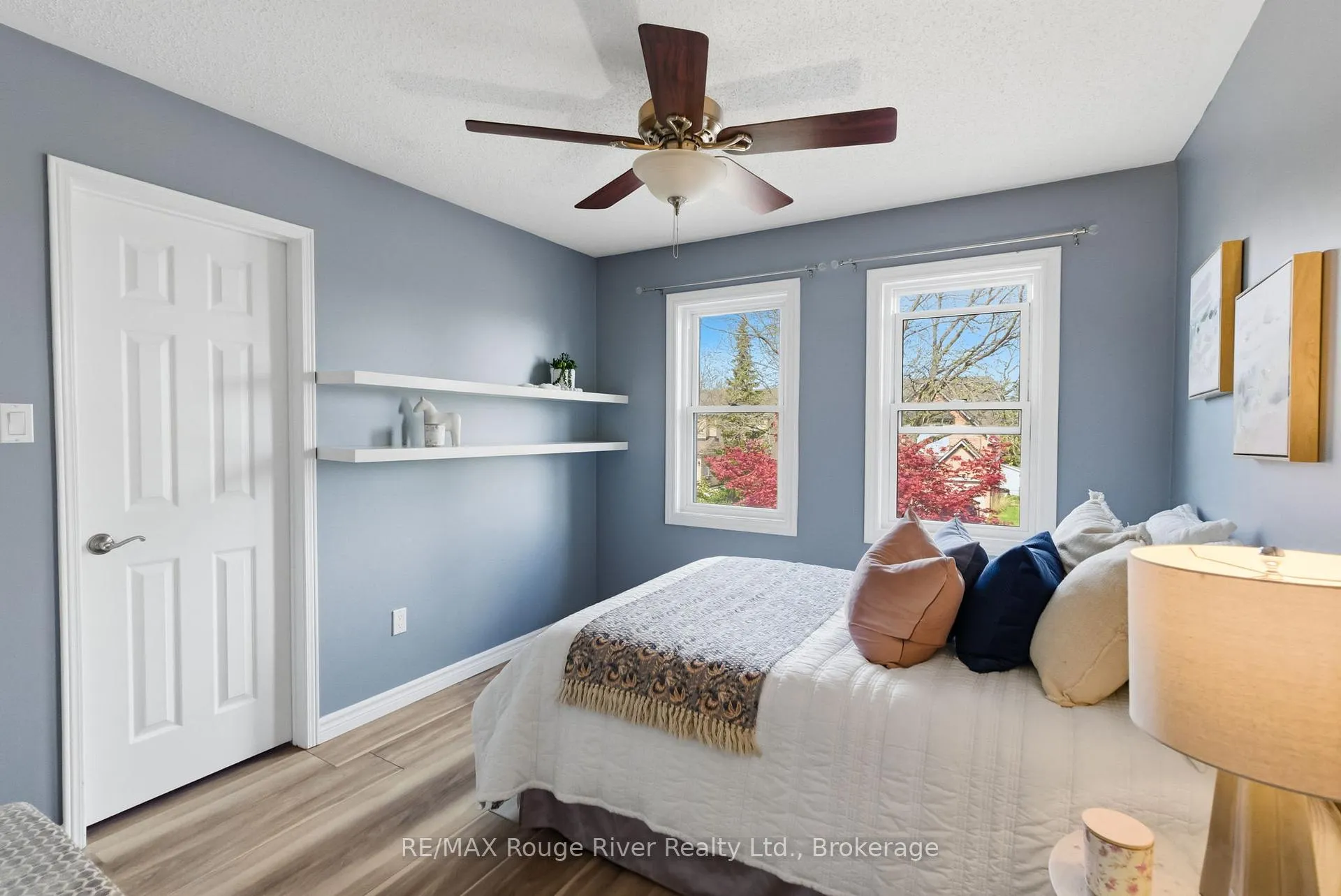 Photo 34 of 46 Wetherburn Drive, Whitby, Williamsburg — HOMEH