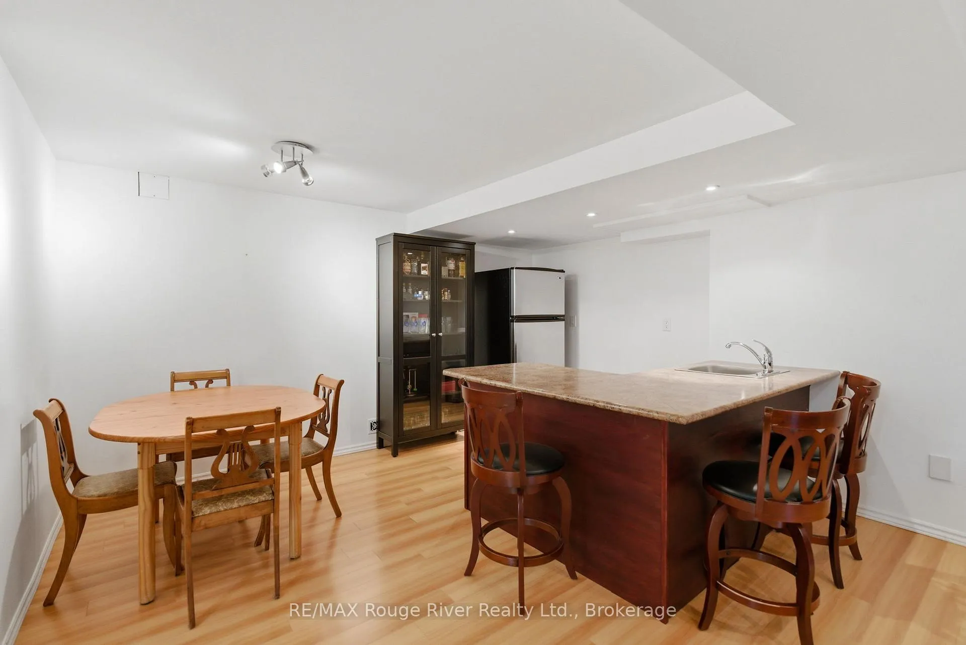 Photo 37 of 46 Wetherburn Drive, Whitby, Williamsburg — HOMEH