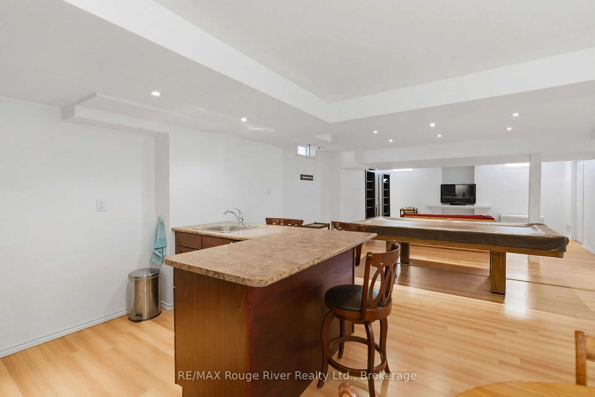 Photo 38 of 46 Wetherburn Drive, Whitby, Williamsburg — HOMEH