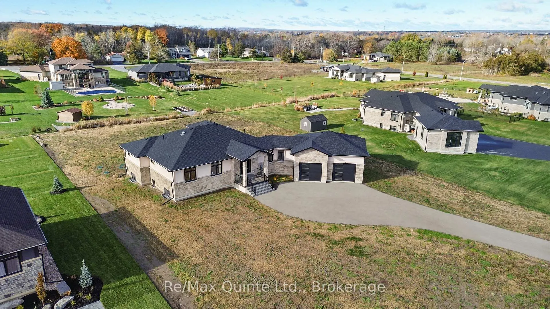 Photo 2 of 76 Navigation Drive, Prince Edward County, Ameliasburg Ward — HOMEH