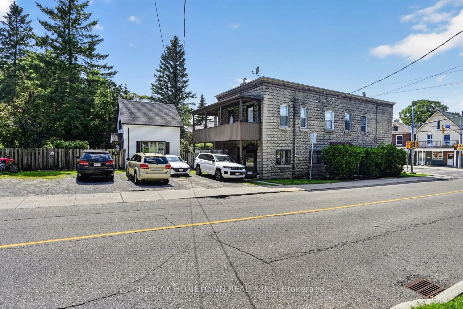 Photo 50 of 61 Pearl Street E, Brockville — HOMEH