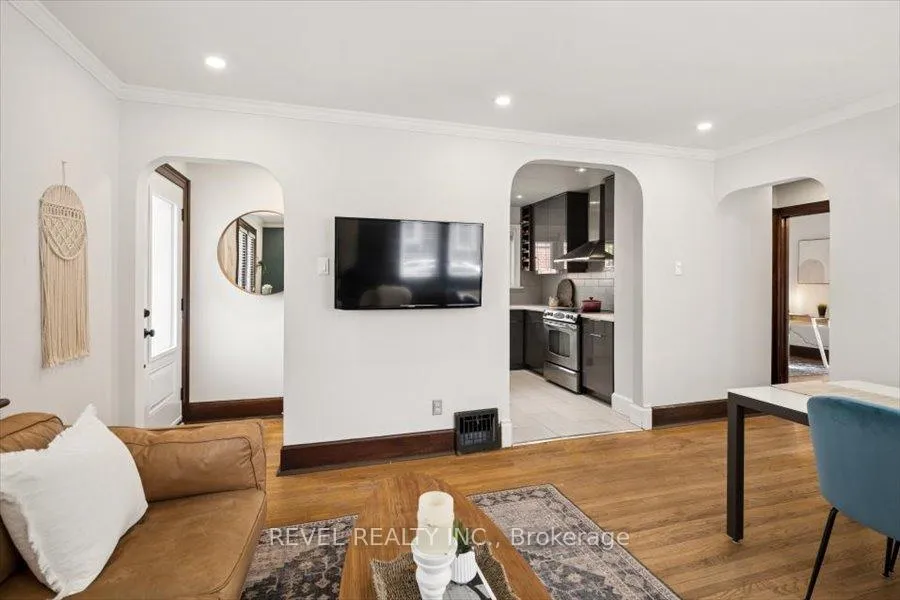 Photo 10 of 256 Bowman Street, Waterloo — HOMEH
