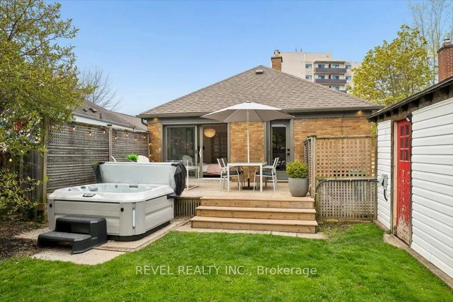 Photo 29 of 256 Bowman Street, Waterloo — HOMEH