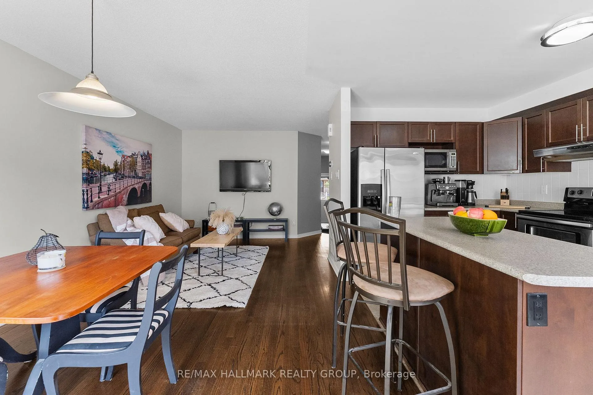 Photo 15 of 231 Rolling Meadow Crescent, Ottawa, Mer Bleue/Bradley Estates/Anderson Park — HOMEH