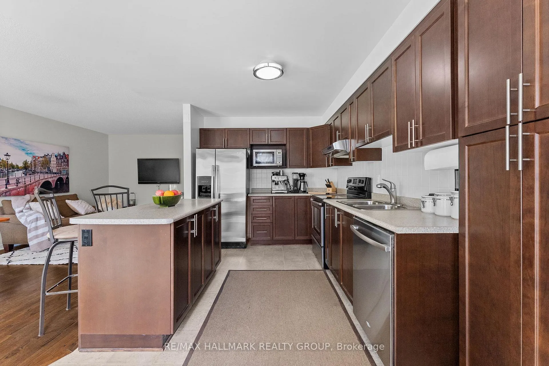 Photo 24 of 231 Rolling Meadow Crescent, Ottawa, Mer Bleue/Bradley Estates/Anderson Park — HOMEH