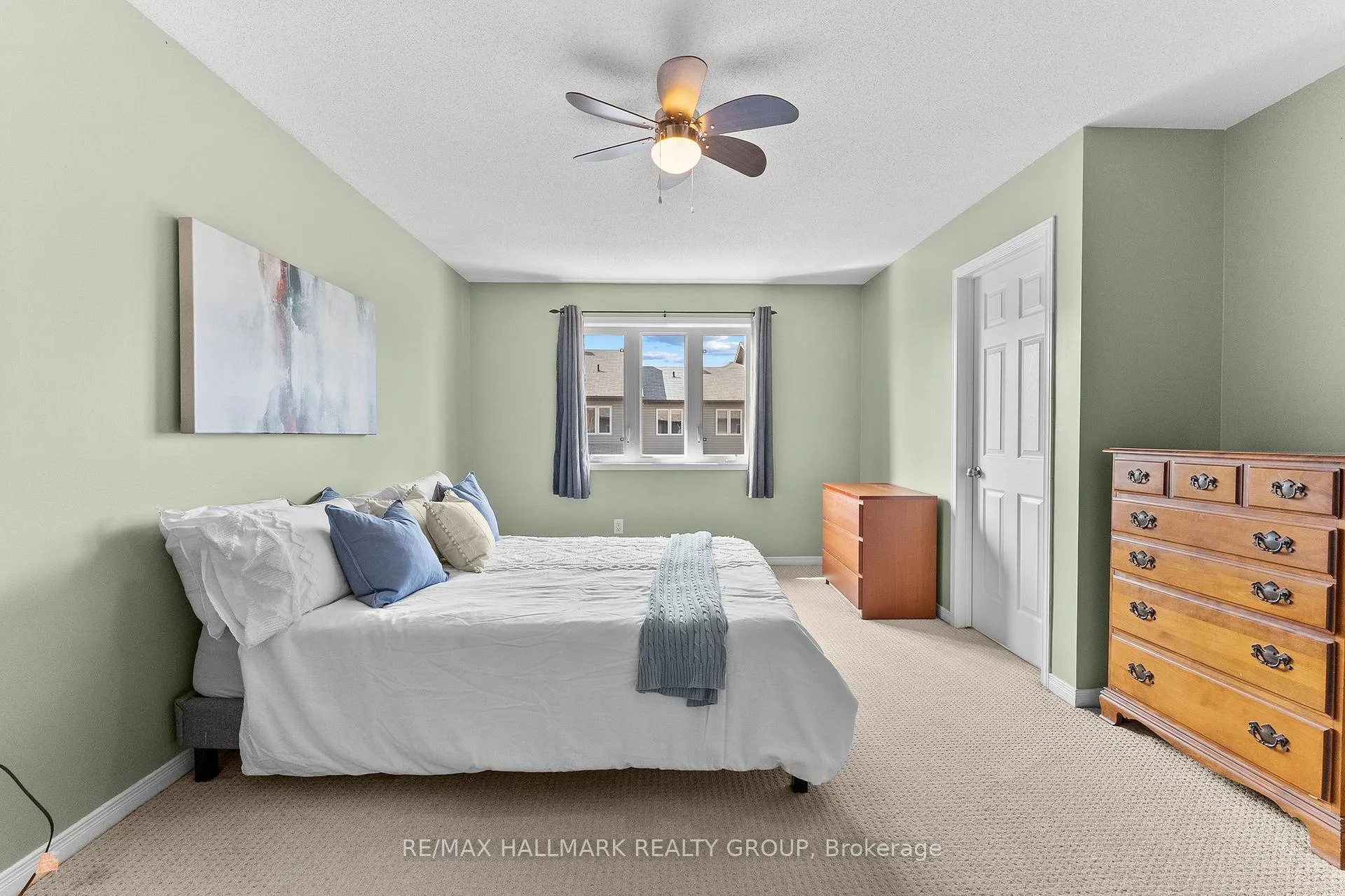Photo 31 of 231 Rolling Meadow Crescent, Ottawa, Mer Bleue/Bradley Estates/Anderson Park — HOMEH