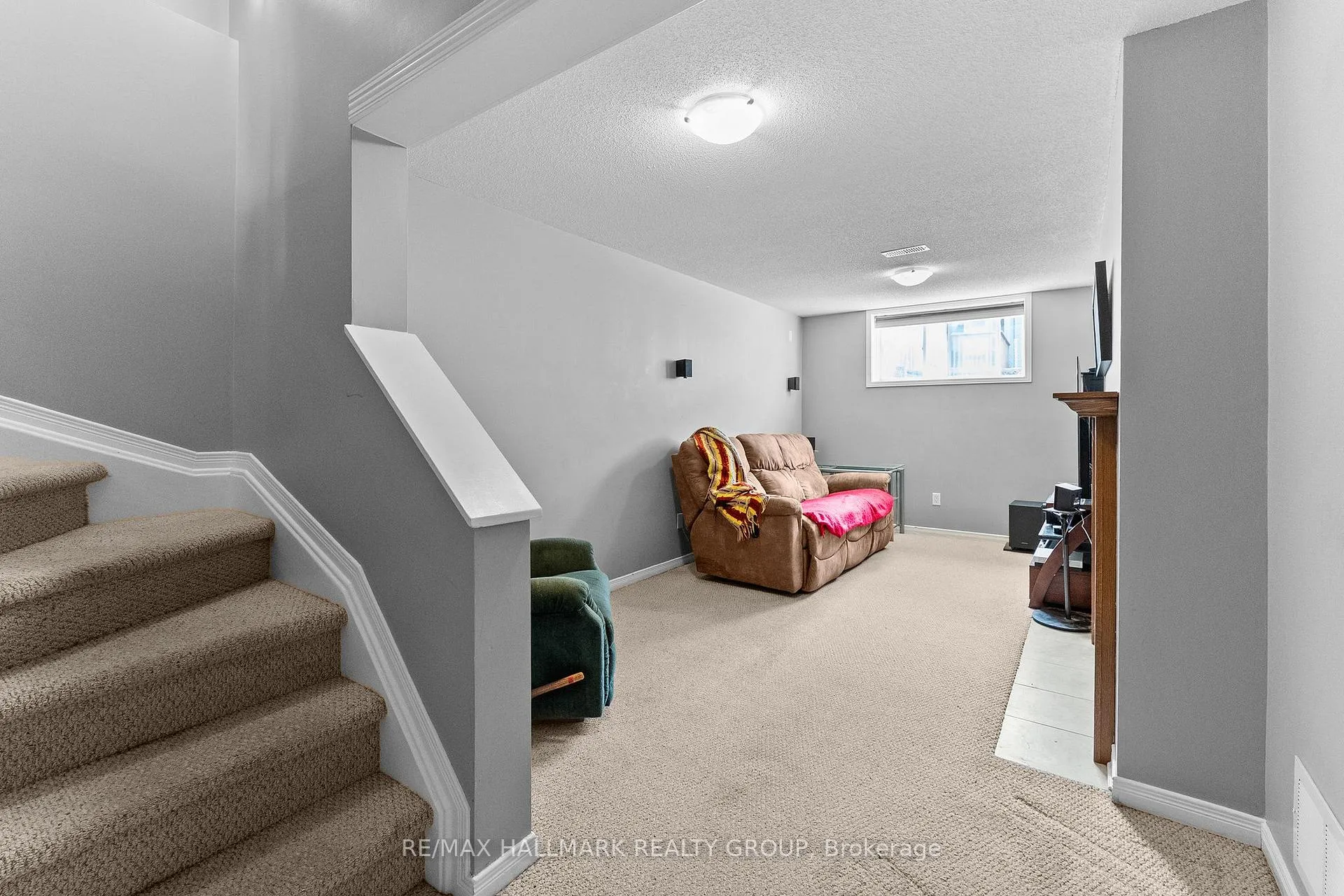 Photo 41 of 231 Rolling Meadow Crescent, Ottawa, Mer Bleue/Bradley Estates/Anderson Park — HOMEH