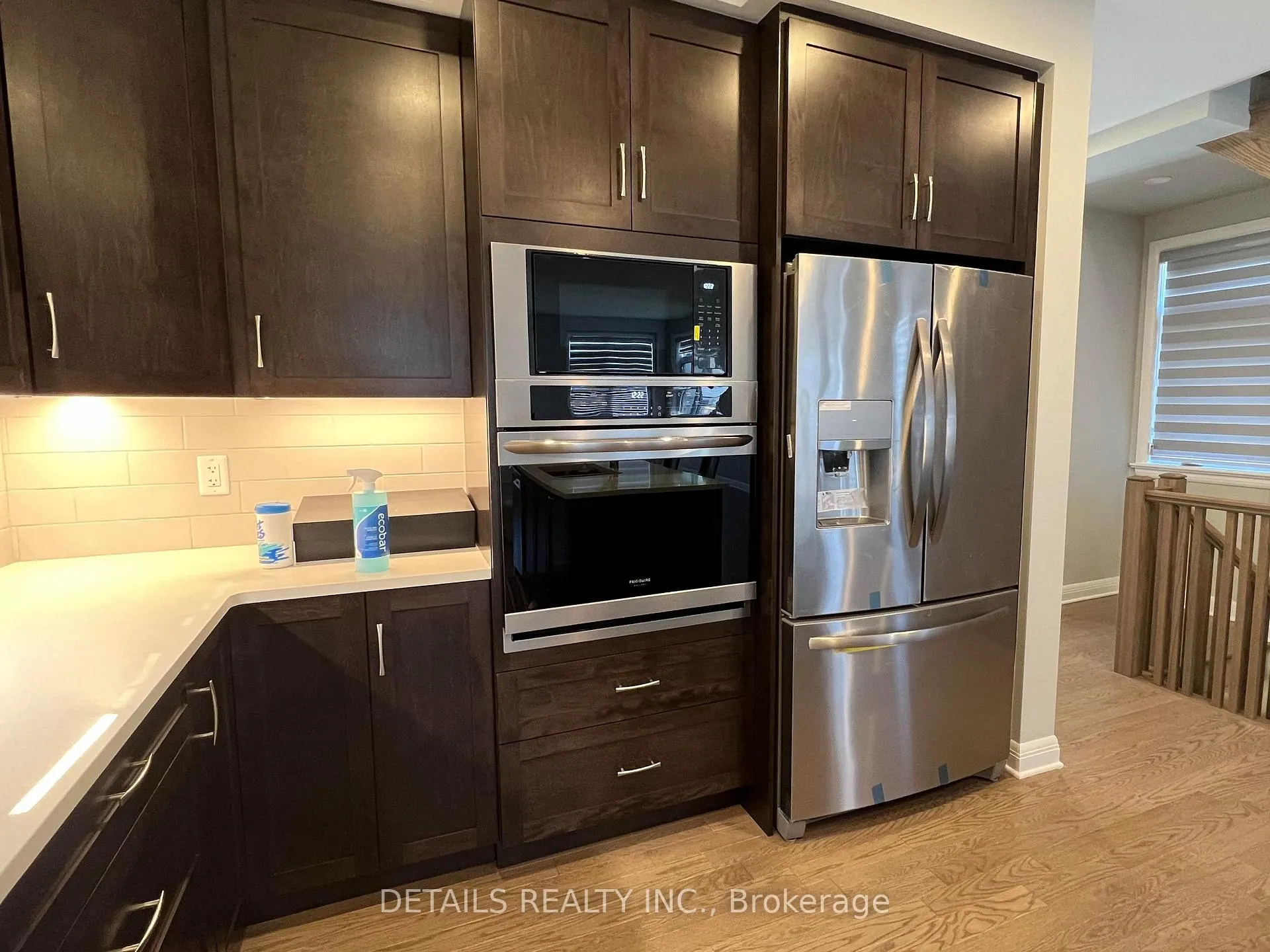 Photo 8 of 303 Wigwas Street, Ottawa, CFB Rockcliffe and Area — HOMEH