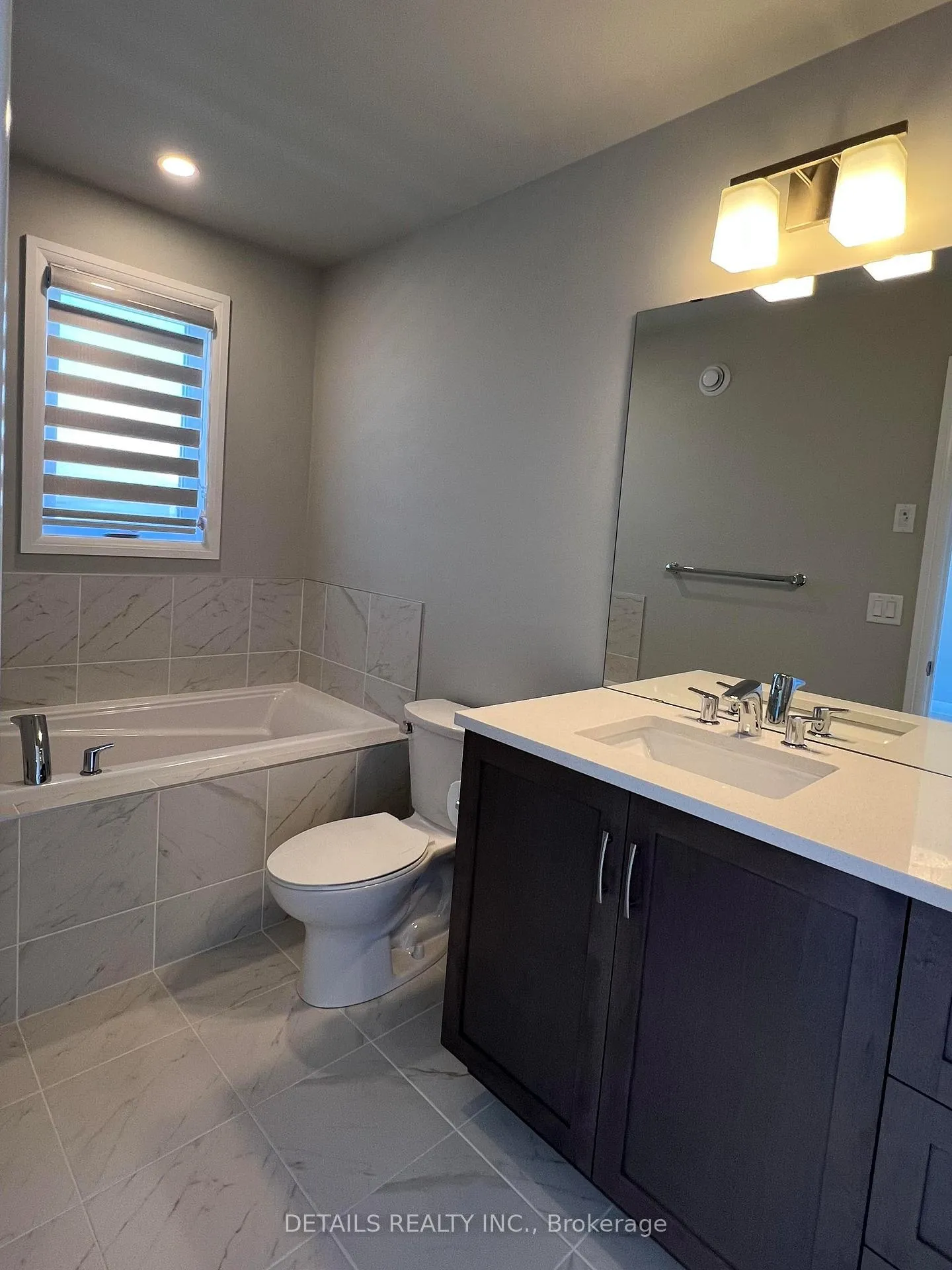 Photo 36 of 303 Wigwas Street, Ottawa, CFB Rockcliffe and Area — HOMEH