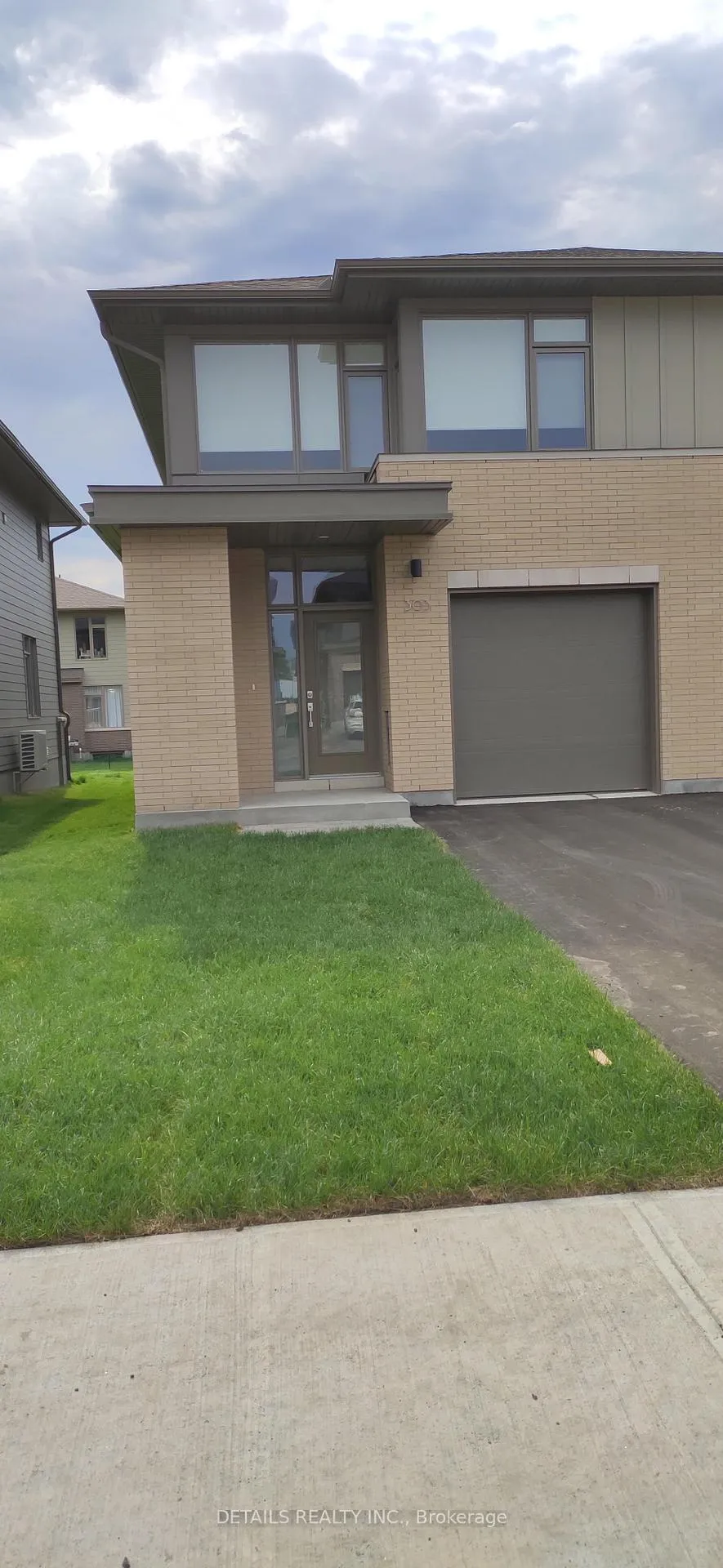 Photo 38 of 303 Wigwas Street, Ottawa, CFB Rockcliffe and Area — HOMEH