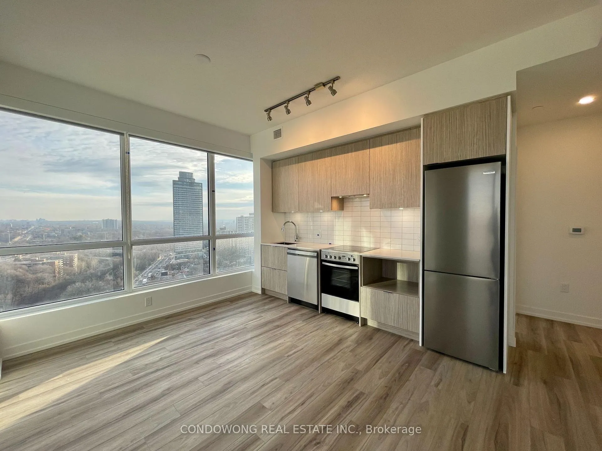 Photo 2 of Unit 1908, 395 Bloor Street E, Toronto, Cabbagetown-South St. James Town — HOMEH
