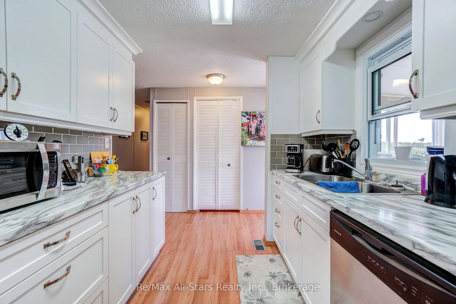 Photo 12 of 6 Vista Drive, Kawartha Lakes, Lindsay — HOMEH