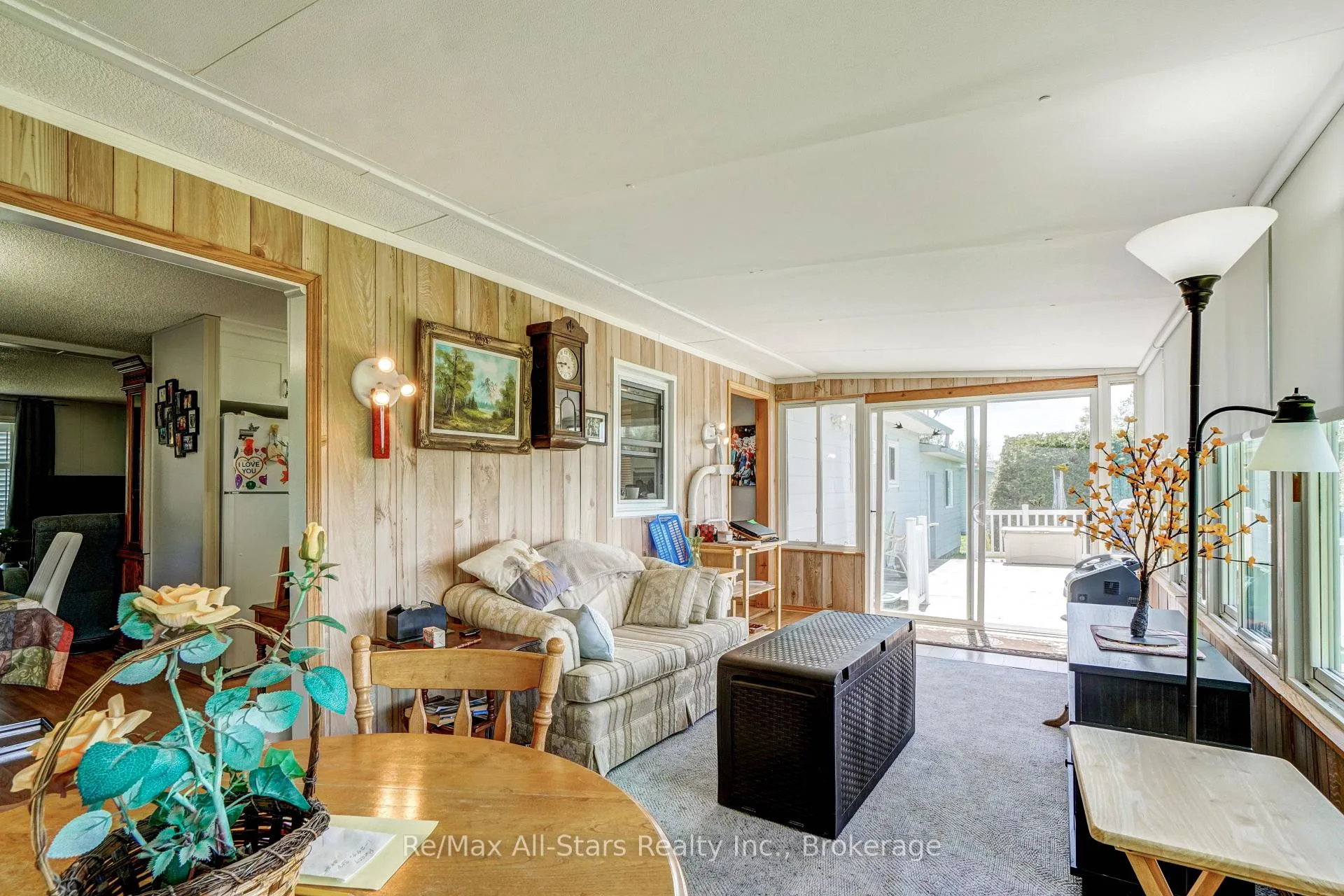 Photo 16 of 6 Vista Drive, Kawartha Lakes, Lindsay — HOMEH