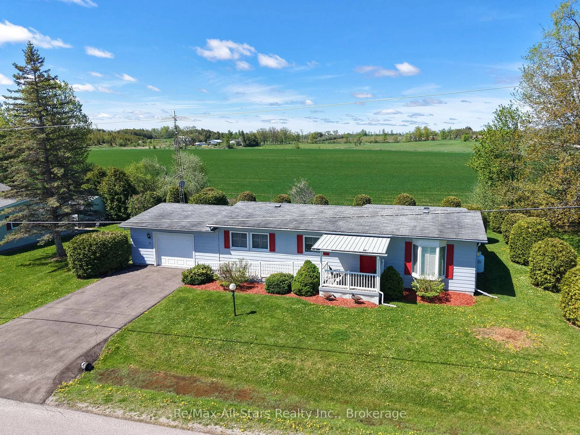 Photo 24 of 6 Vista Drive, Kawartha Lakes, Lindsay — HOMEH