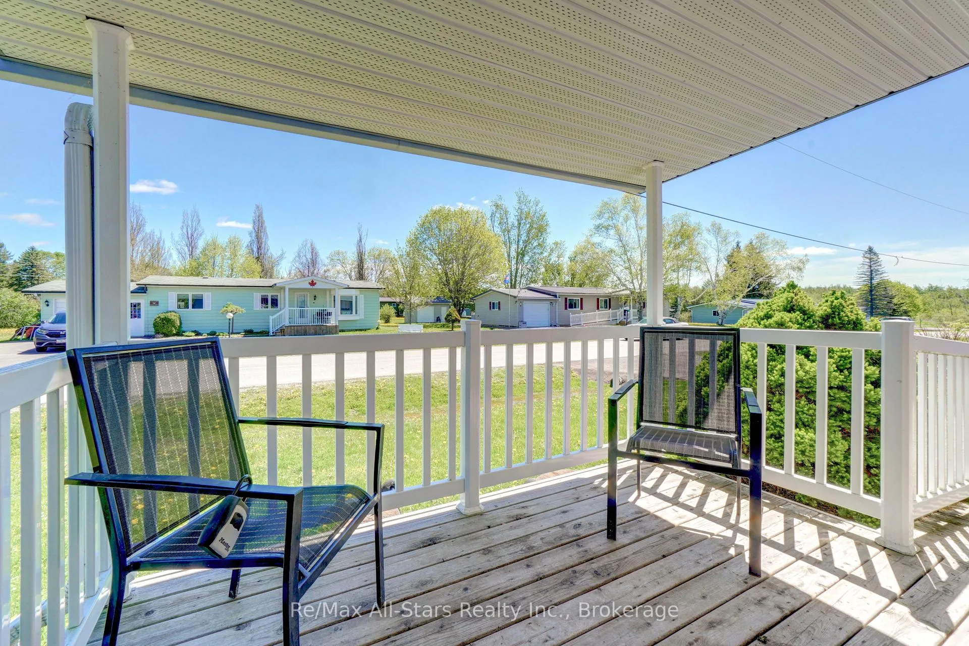 Photo 26 of 6 Vista Drive, Kawartha Lakes, Lindsay — HOMEH
