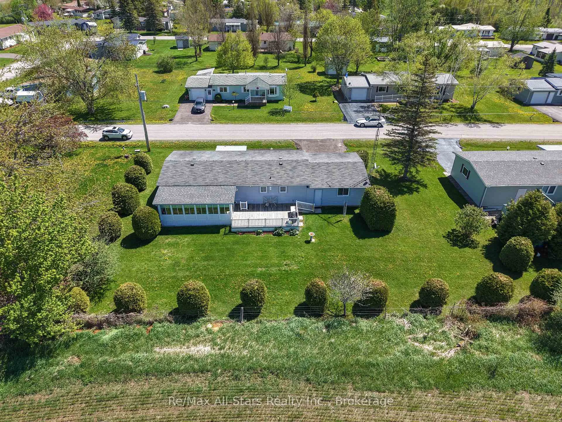 Photo 32 of 6 Vista Drive, Kawartha Lakes, Lindsay — HOMEH