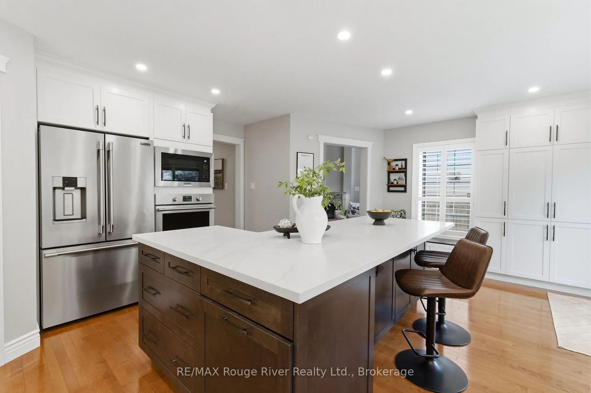 Photo 11 of 1 Sturgess Crescent, Whitby, Brooklin — HOMEH