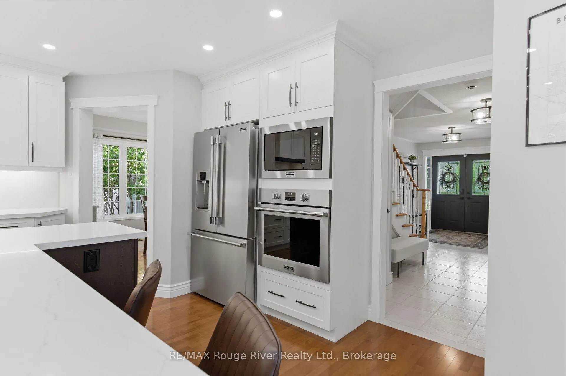 Photo 12 of 1 Sturgess Crescent, Whitby, Brooklin — HOMEH