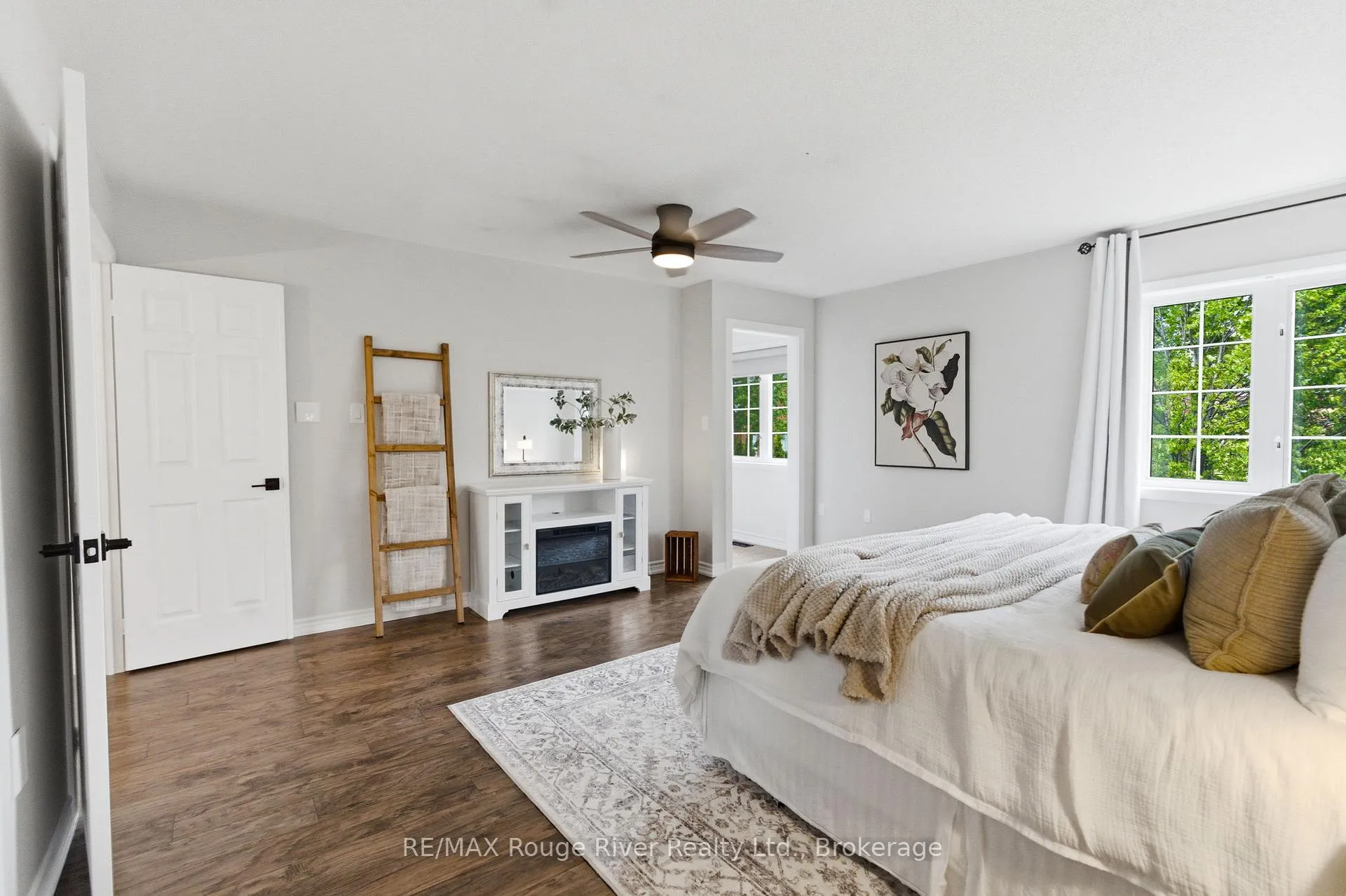 Photo 24 of 1 Sturgess Crescent, Whitby, Brooklin — HOMEH