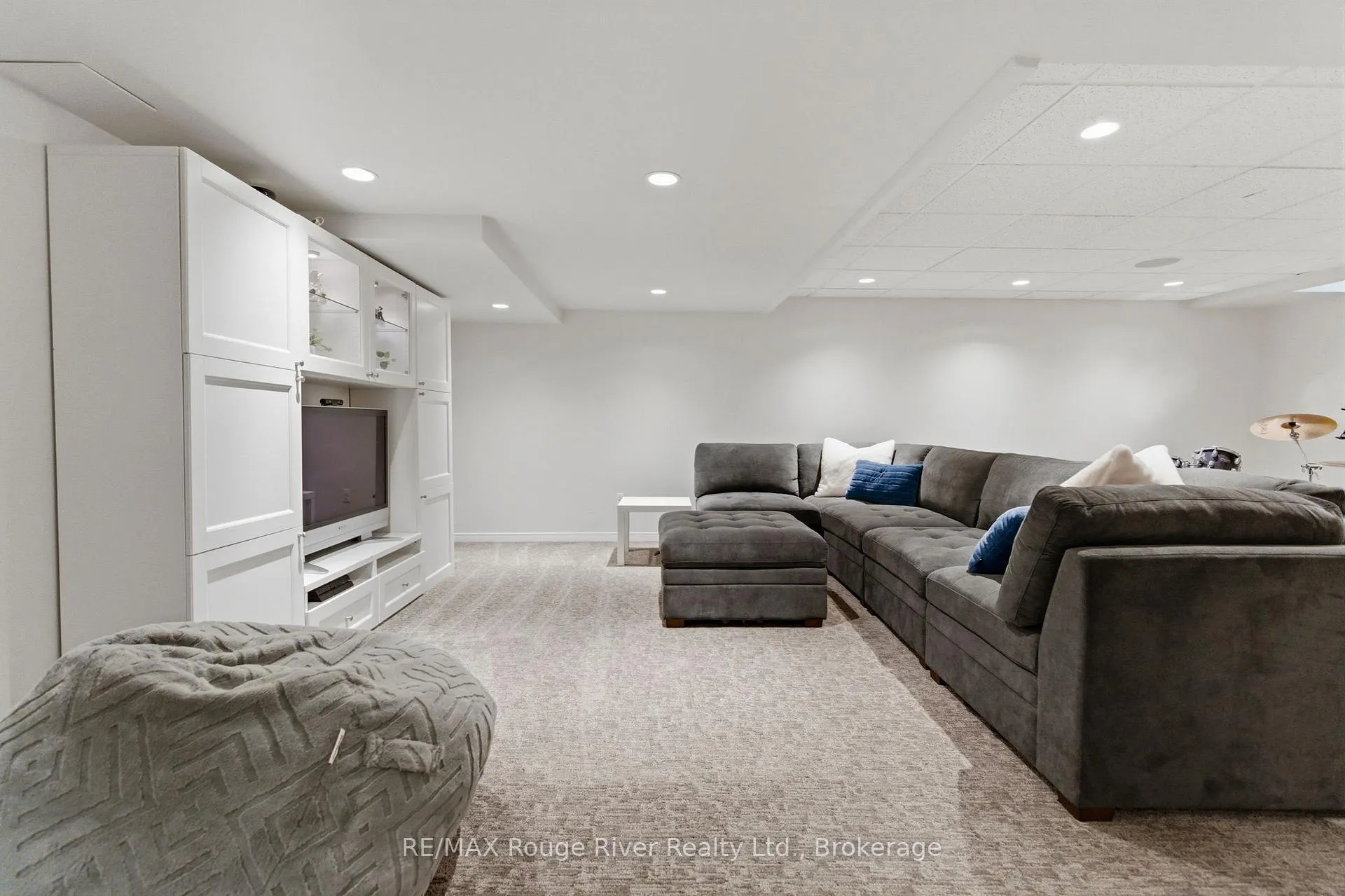 Photo 35 of 1 Sturgess Crescent, Whitby, Brooklin — HOMEH