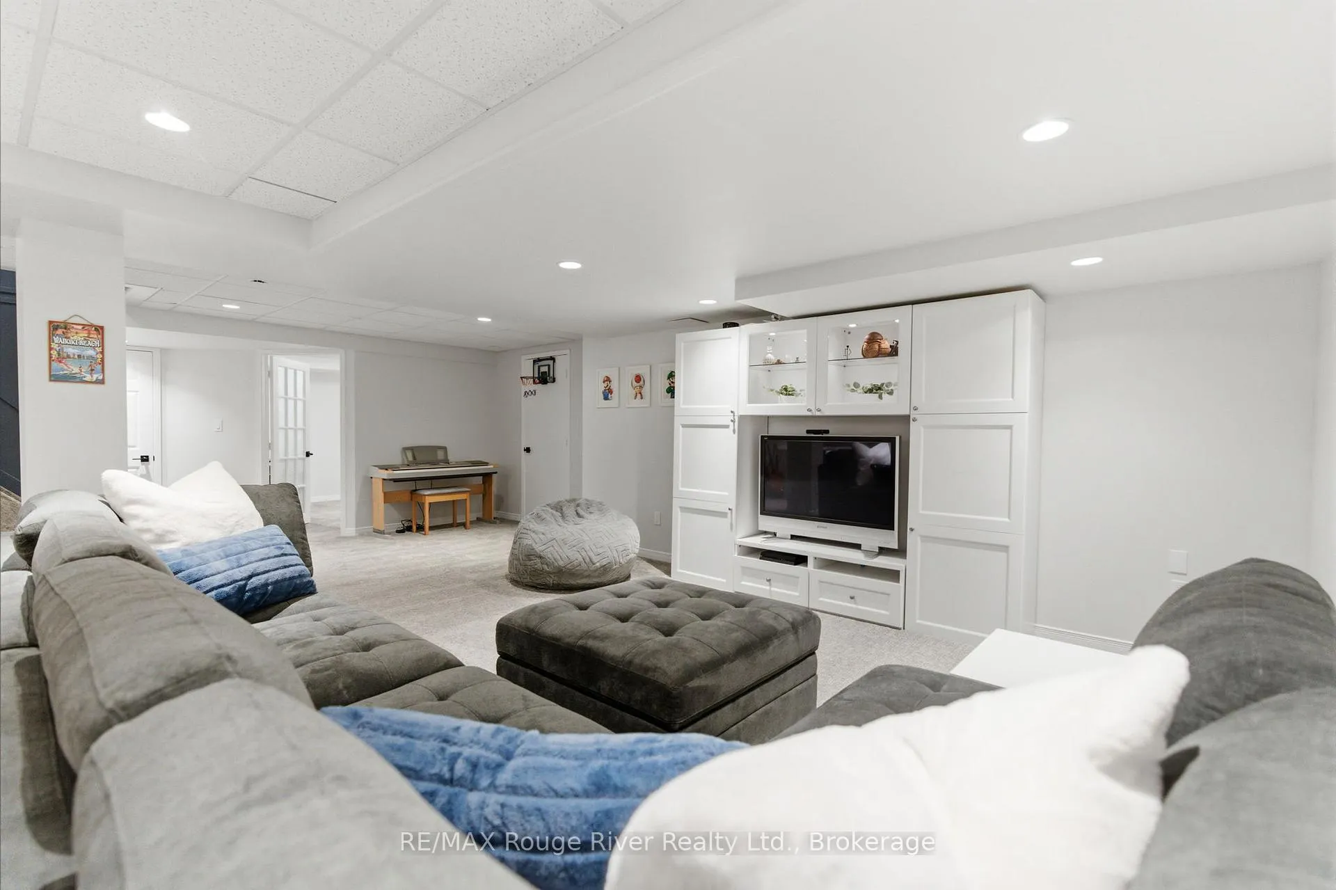 Photo 36 of 1 Sturgess Crescent, Whitby, Brooklin — HOMEH