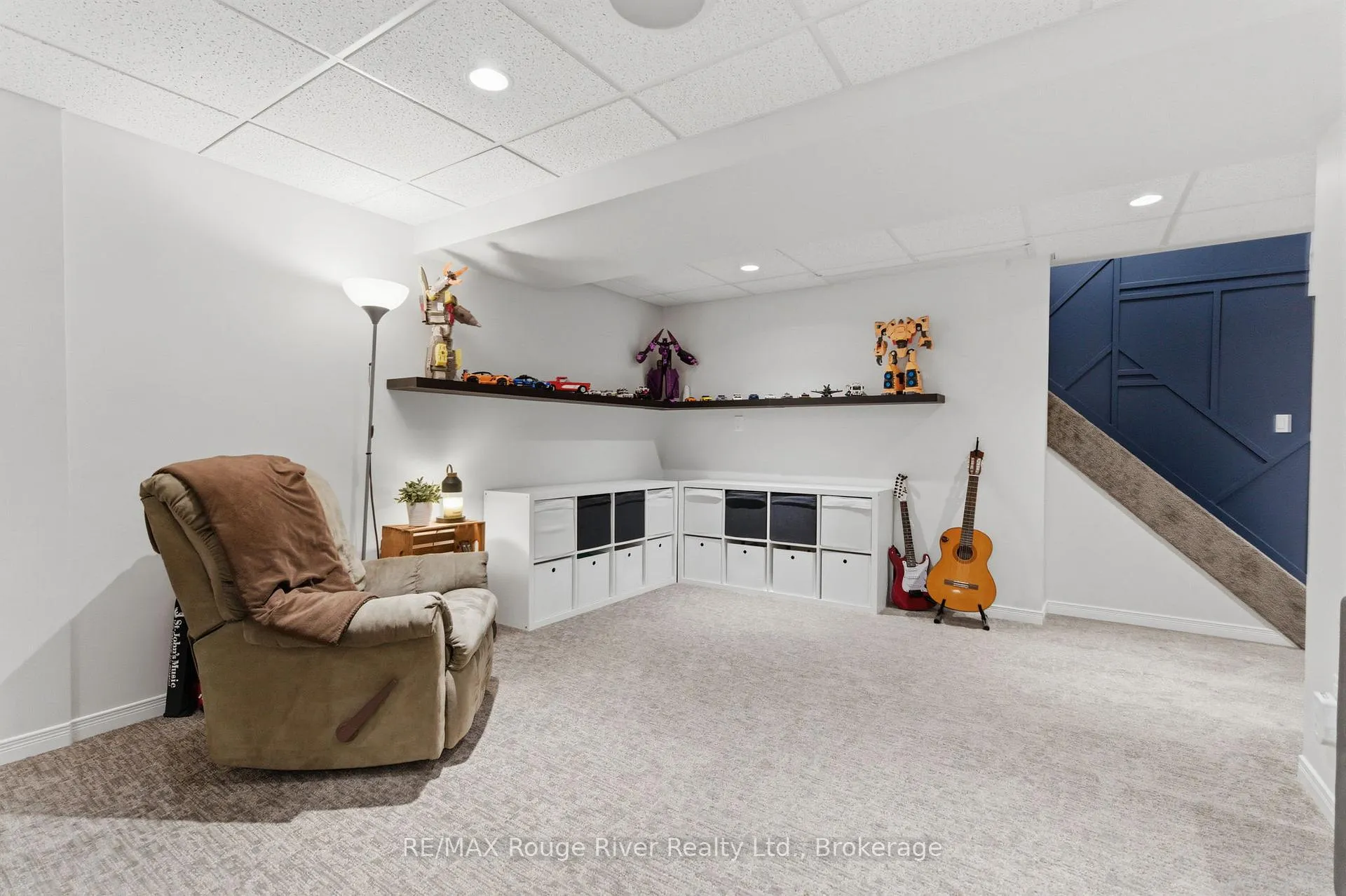 Photo 38 of 1 Sturgess Crescent, Whitby, Brooklin — HOMEH