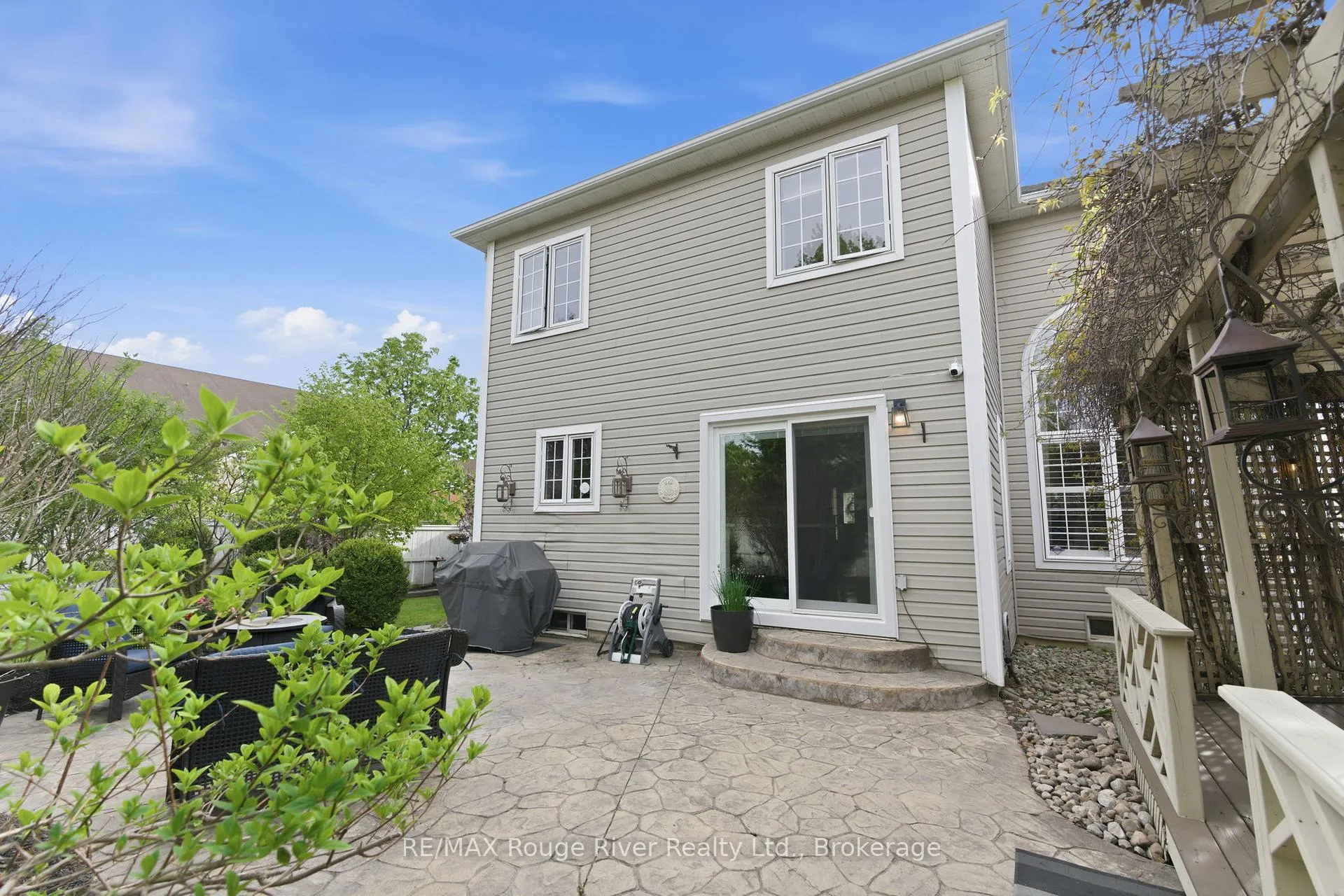 Photo 44 of 1 Sturgess Crescent, Whitby, Brooklin — HOMEH