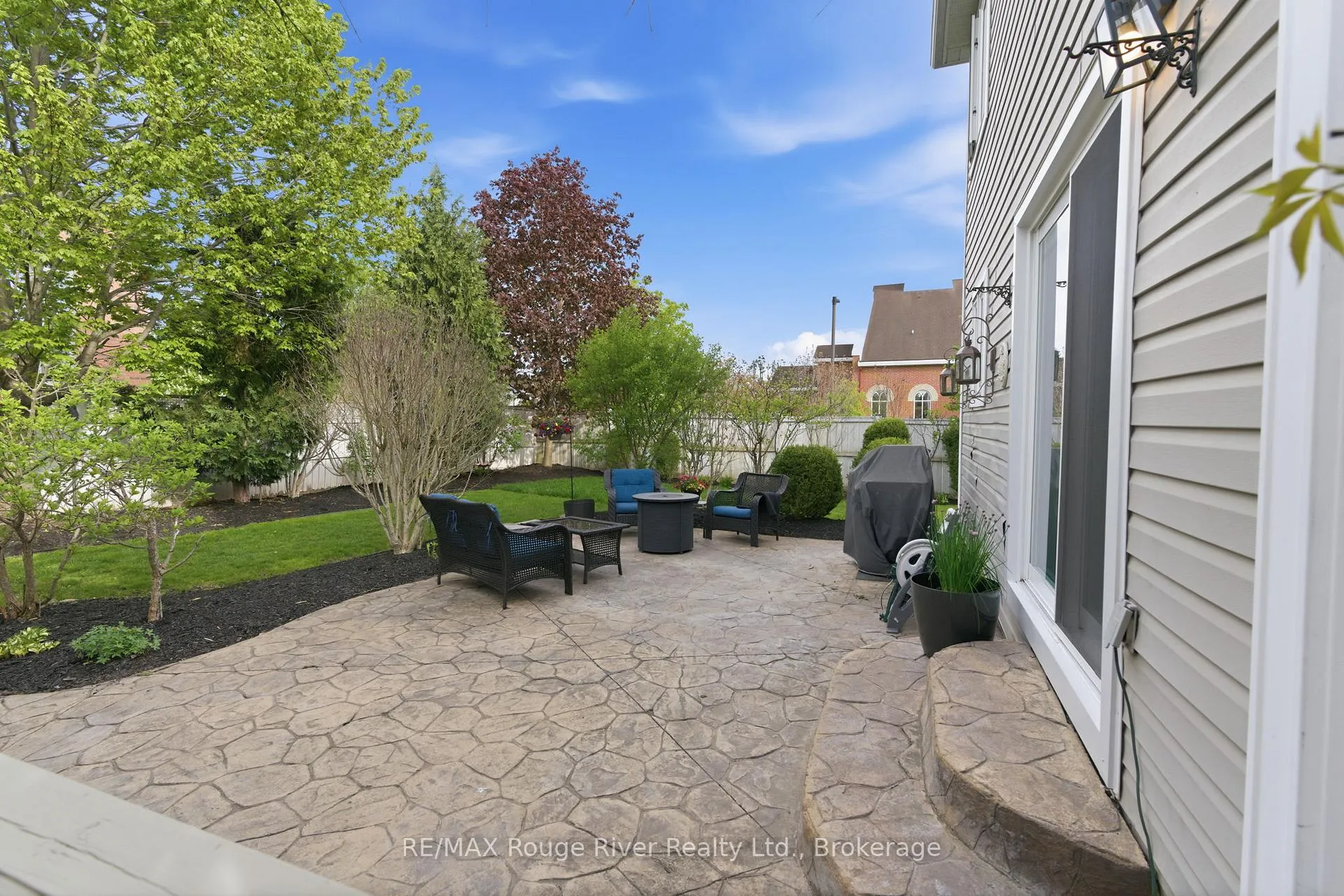 Photo 45 of 1 Sturgess Crescent, Whitby, Brooklin — HOMEH