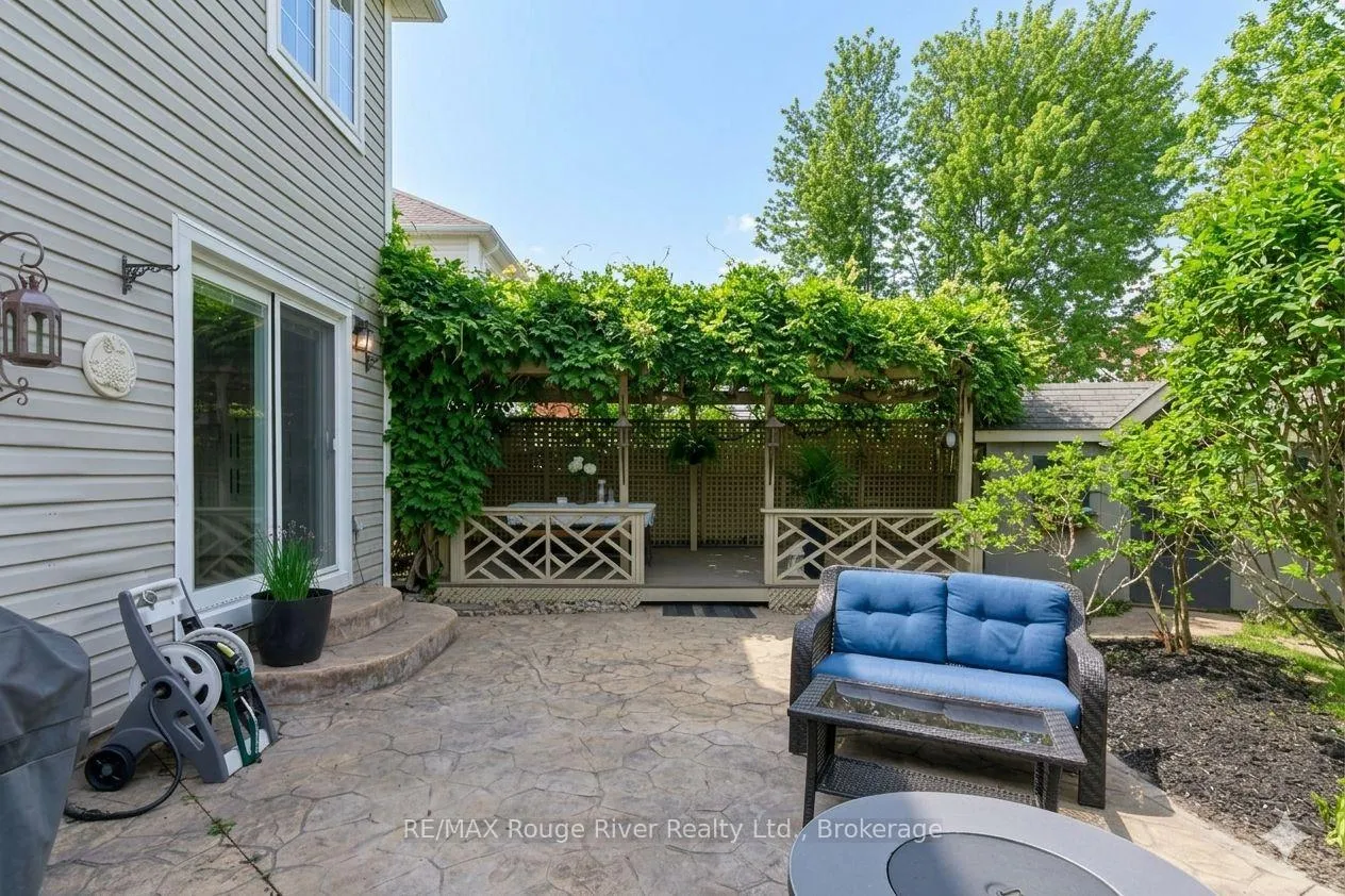 Photo 47 of 1 Sturgess Crescent, Whitby, Brooklin — HOMEH