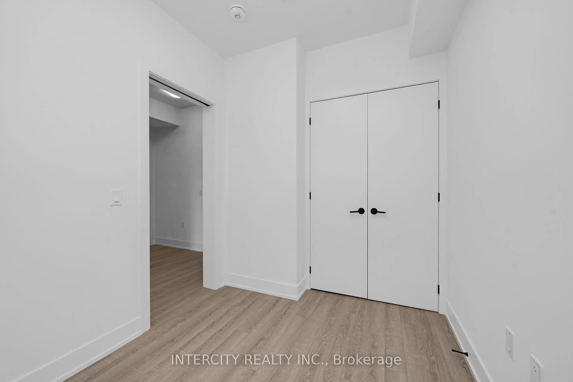 Photo 11 of Unit 326, 2075 King Road, King, King City — HOMEH