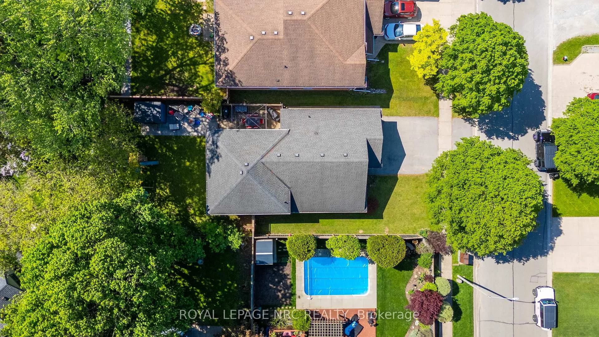 Photo 2 of 5622 Magnolia Drive, Niagara Falls, Ascot — HOMEH