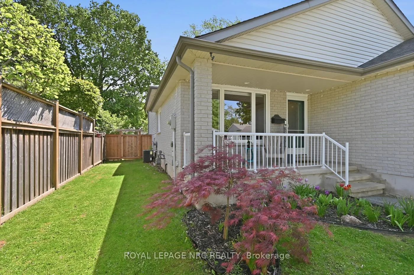 Photo 5 of 5622 Magnolia Drive, Niagara Falls, Ascot — HOMEH