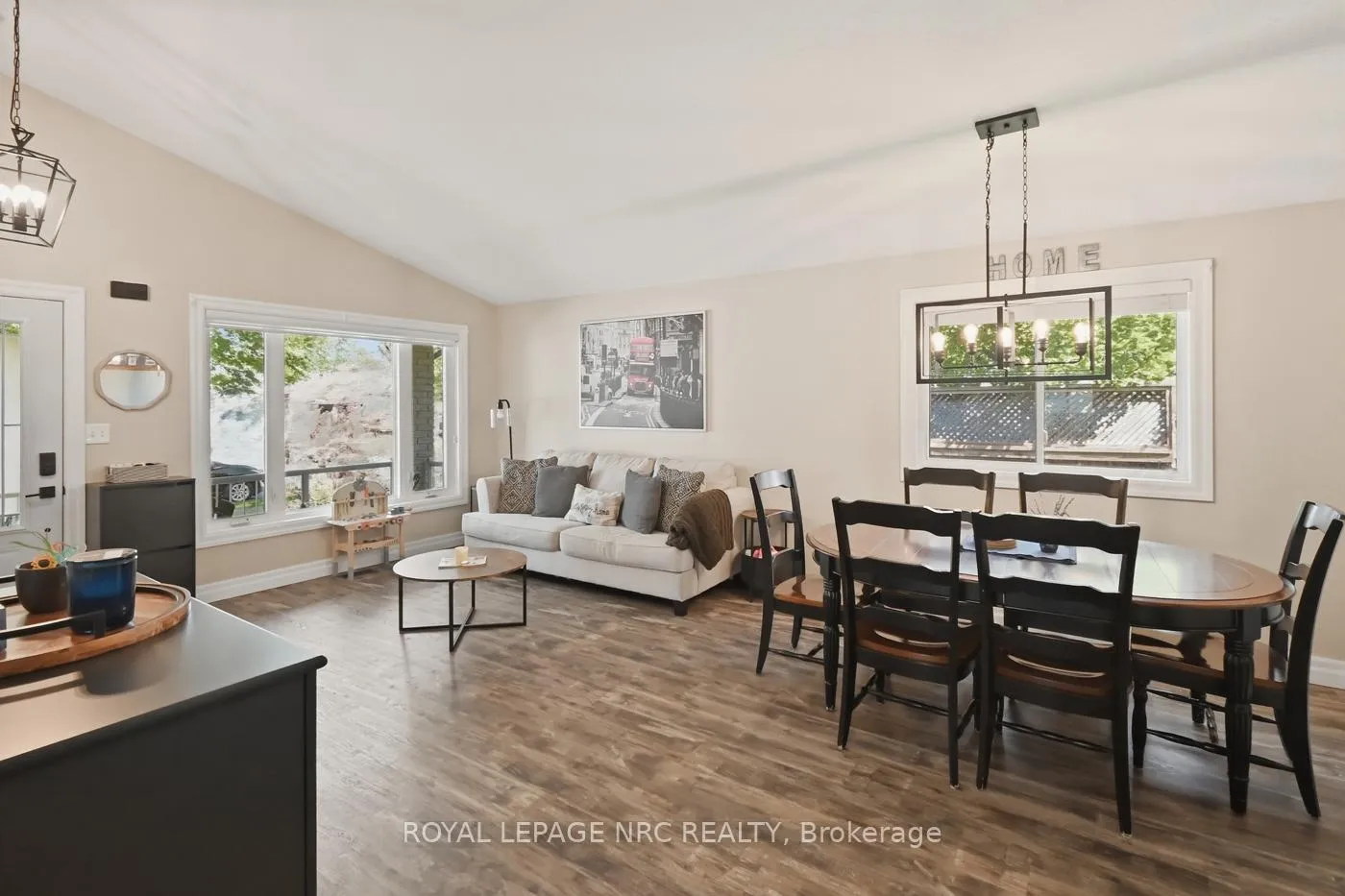 Photo 11 of 5622 Magnolia Drive, Niagara Falls, Ascot — HOMEH
