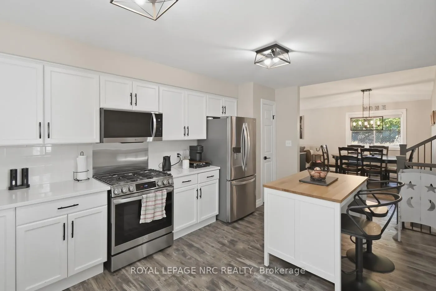 Photo 17 of 5622 Magnolia Drive, Niagara Falls, Ascot — HOMEH