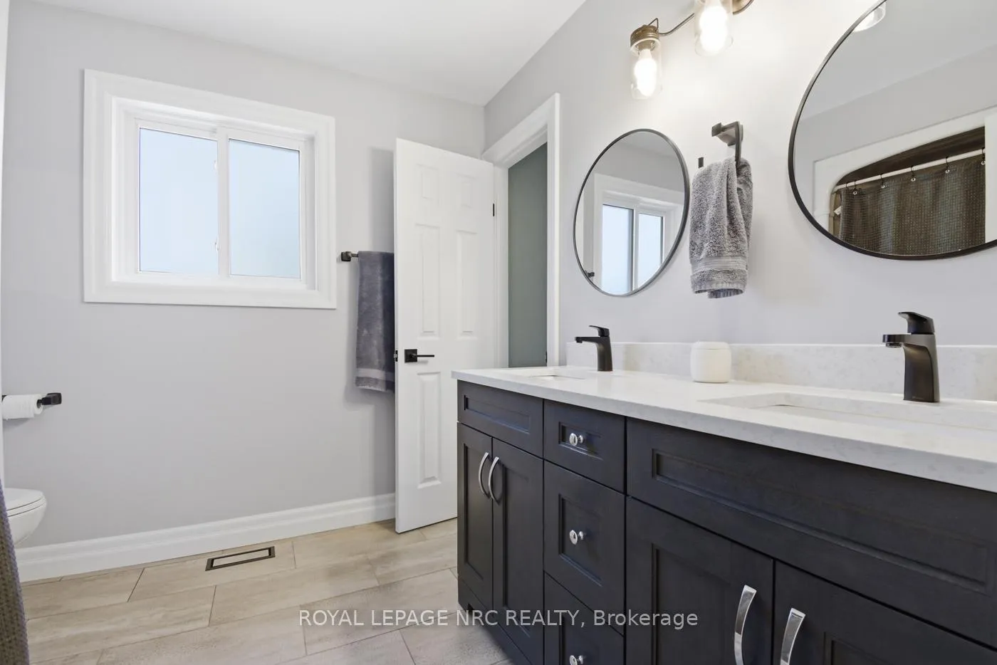 Photo 25 of 5622 Magnolia Drive, Niagara Falls, Ascot — HOMEH