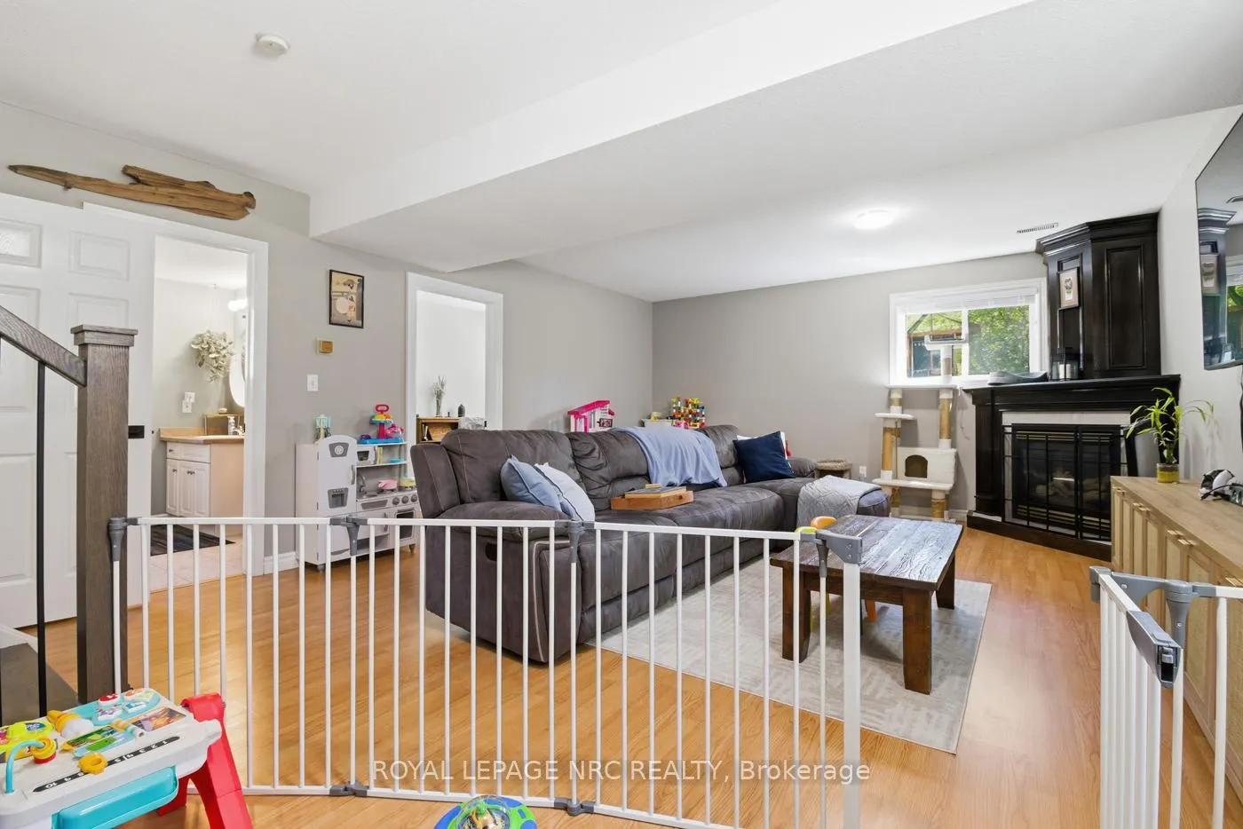Photo 36 of 5622 Magnolia Drive, Niagara Falls, Ascot — HOMEH