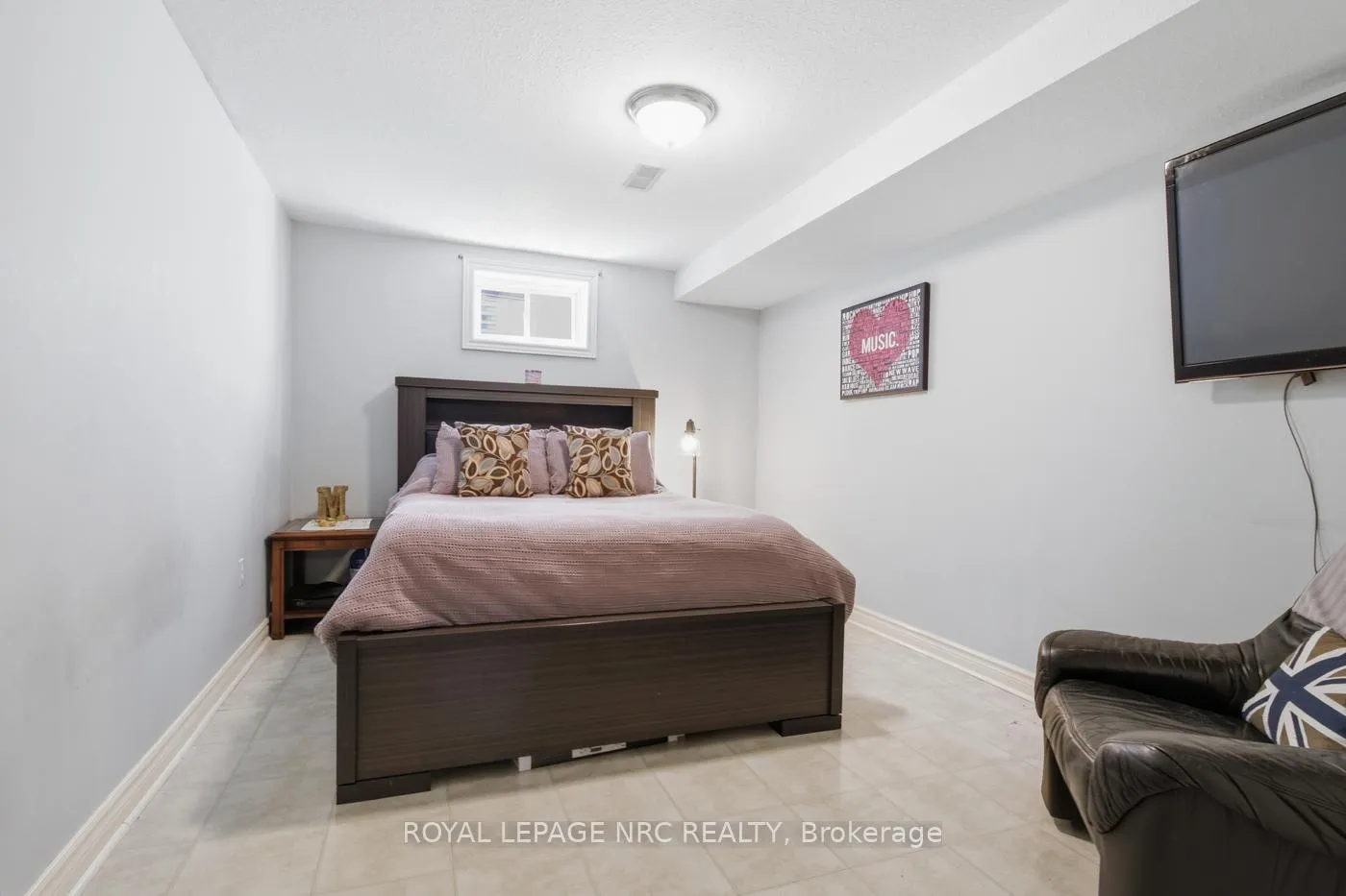 Photo 38 of 5622 Magnolia Drive, Niagara Falls, Ascot — HOMEH