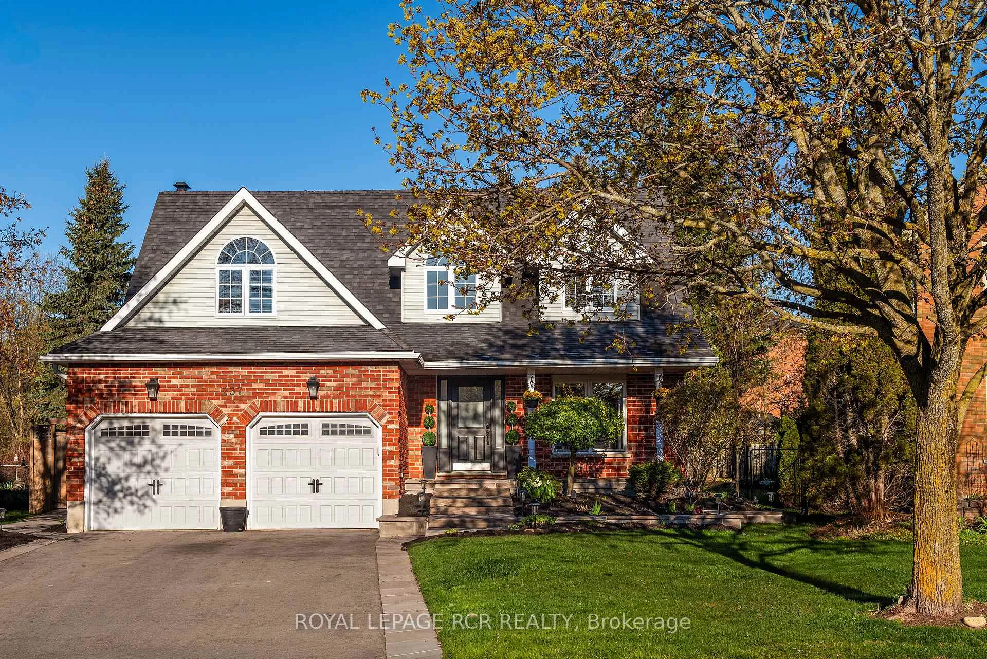 Front of 237 Elmwood Crescent