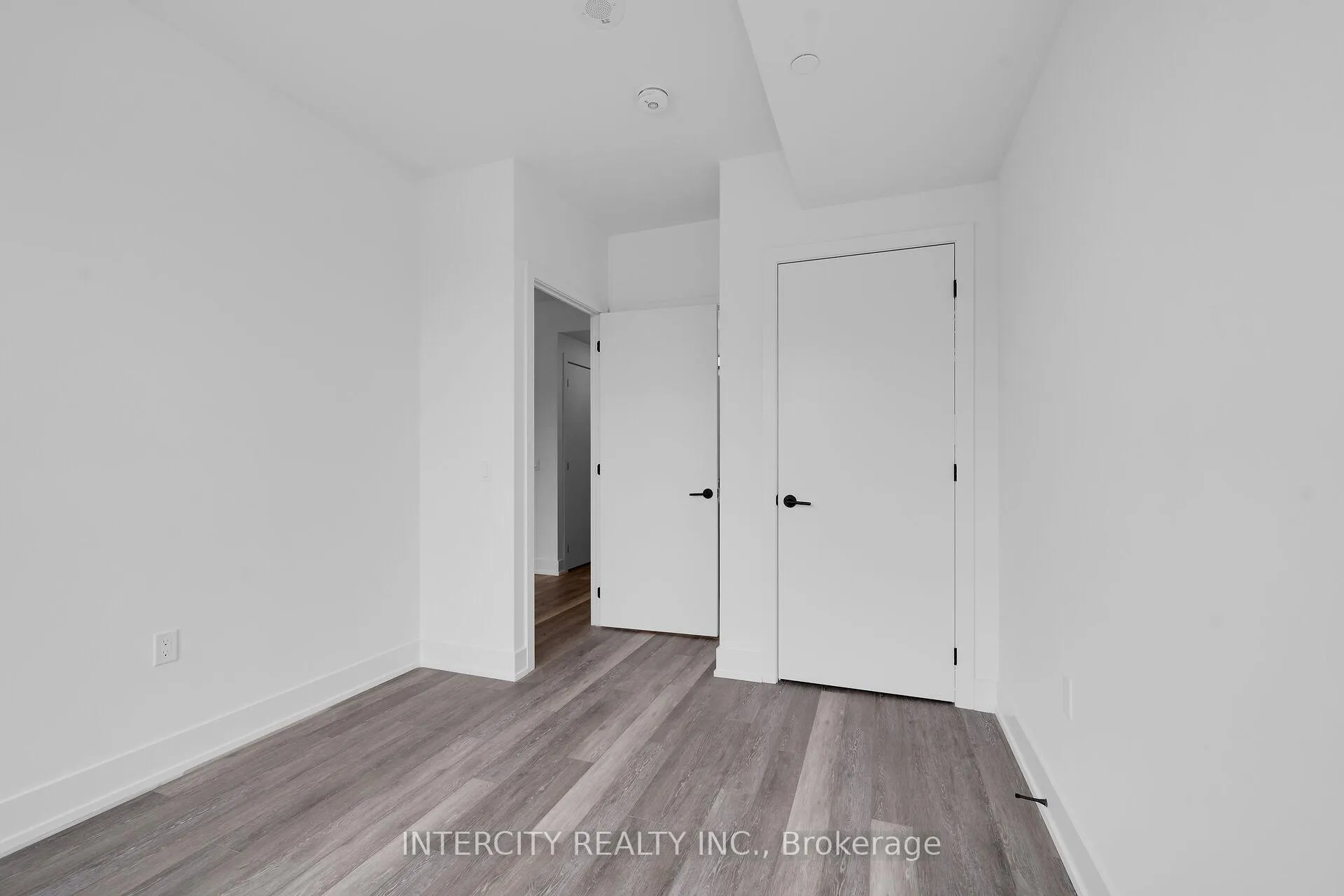 Photo 21 of Unit 327, 2075 King Road, King, King City — HOMEH